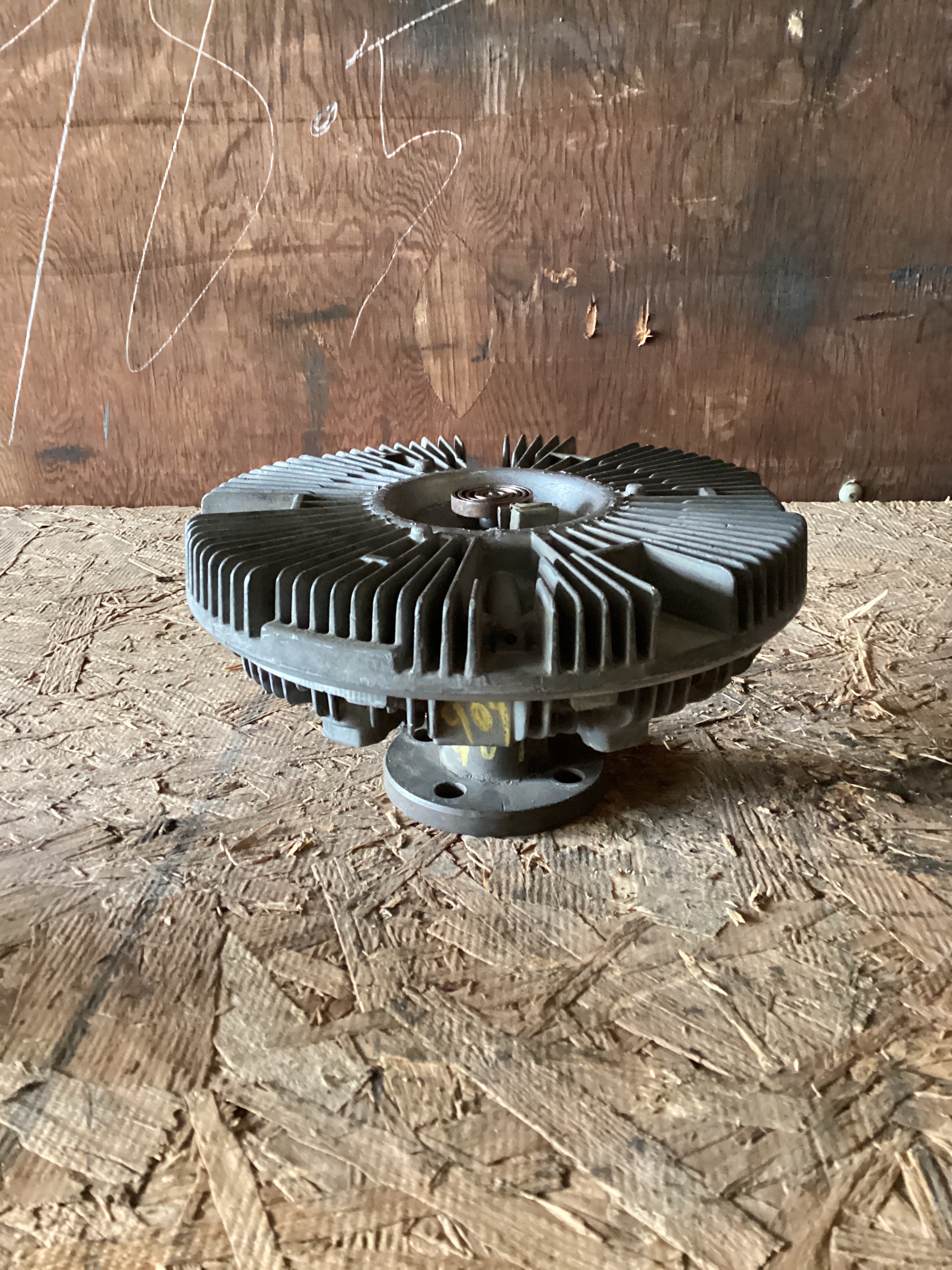 USED | ENGINE FAN CLUTCH THERMIC INTERNATIONAL | SKU909