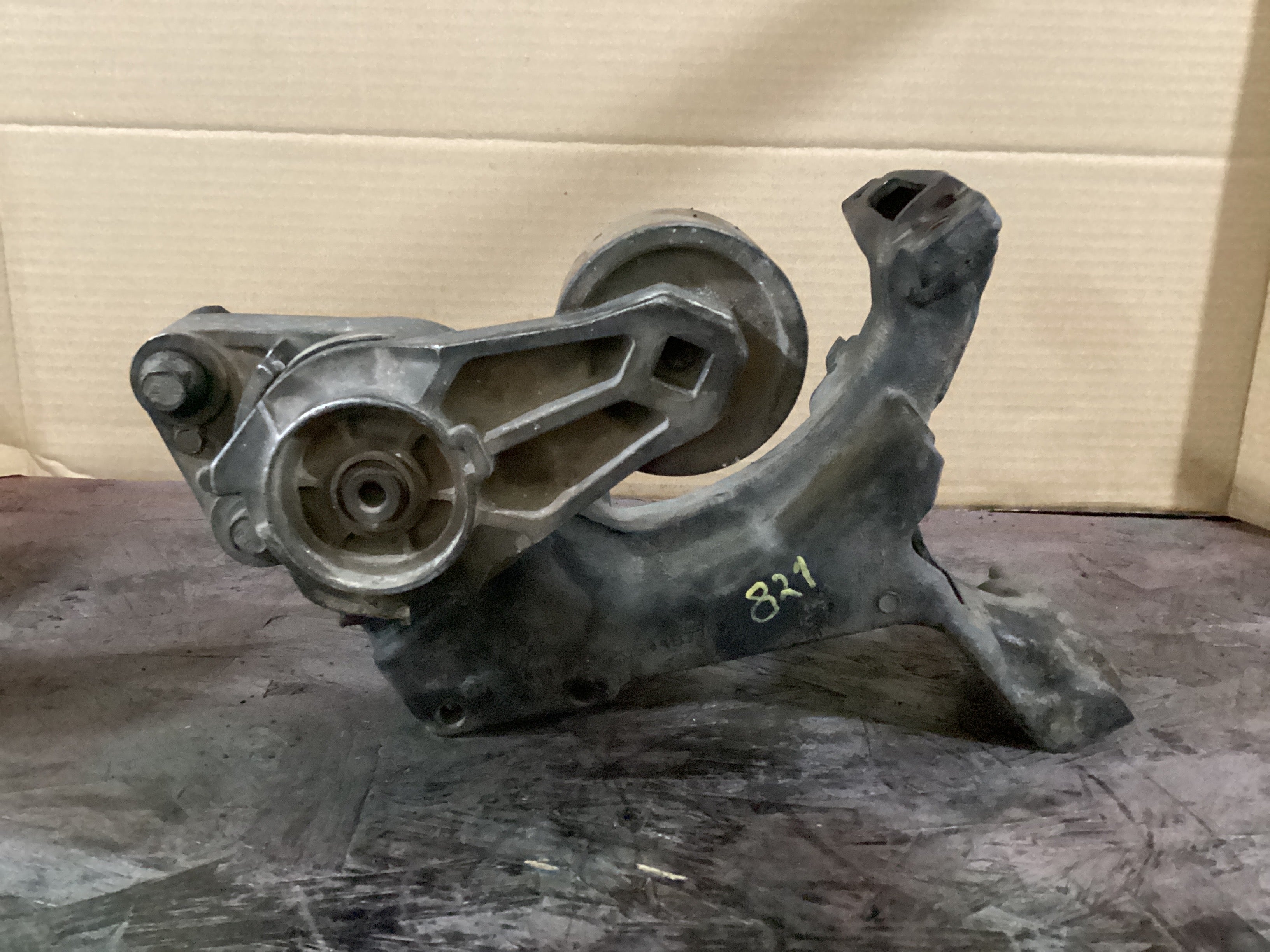 USED | ENGINE BRACKET WITH TENSIONER VOLVO 2019 D13 | SKU821