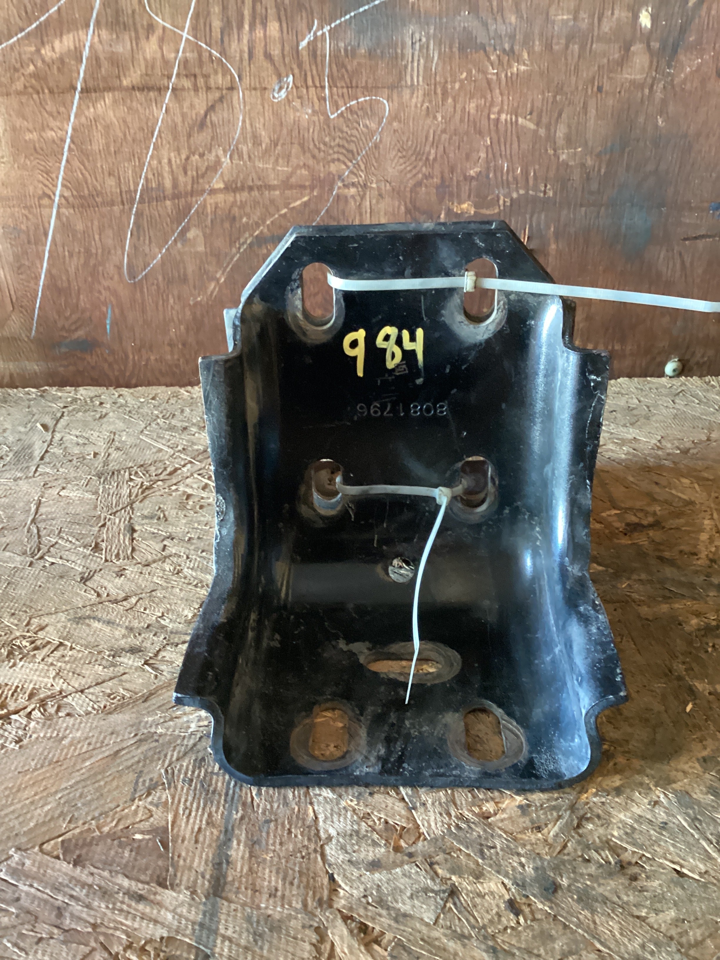 USED | FRONT BUMPER BRACKET LHS AND RHS VOLVO | SKU984