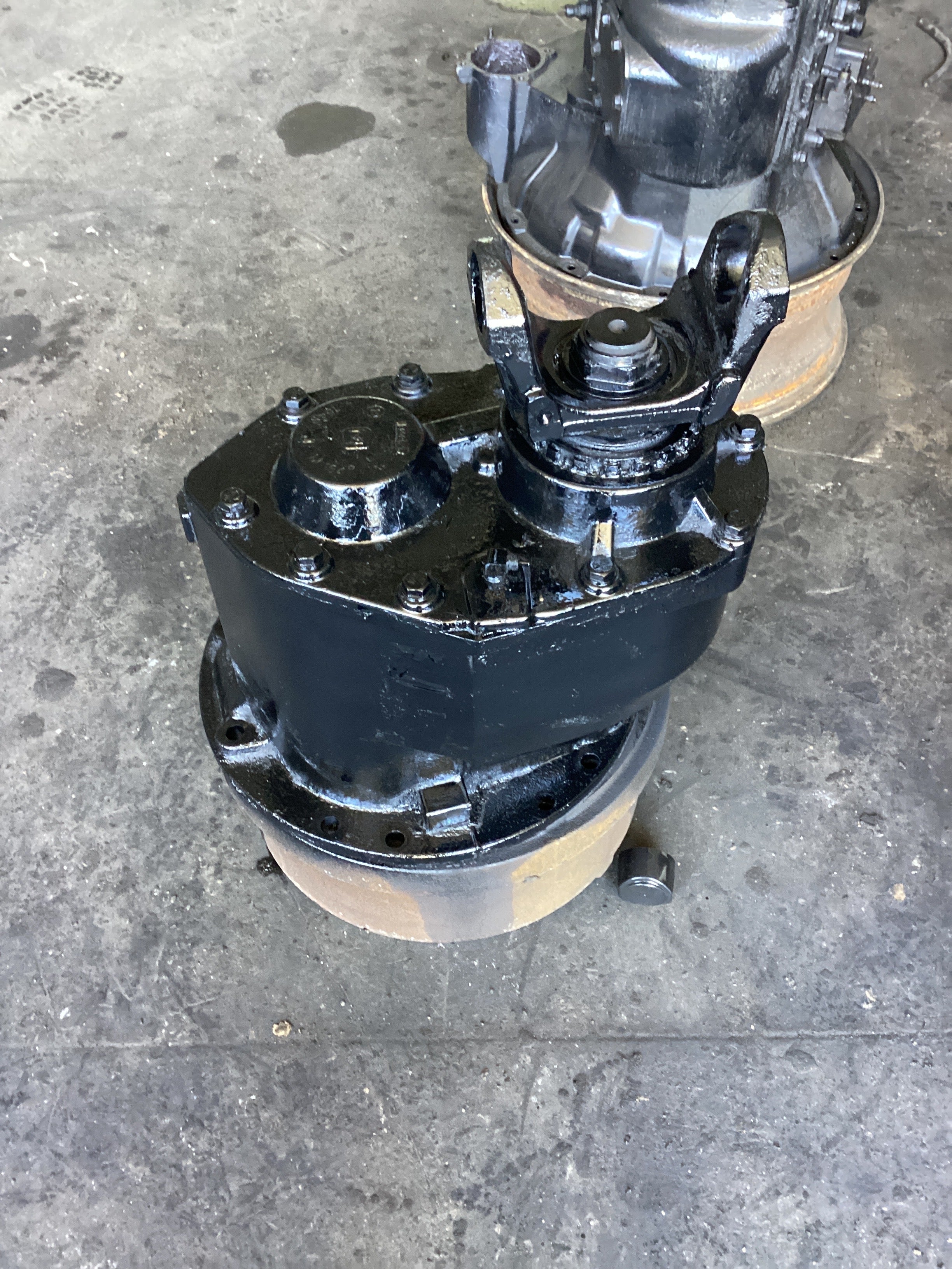 USED | 3.41 MERITOR FRONT DIFFERENTIAL | SKU1,094