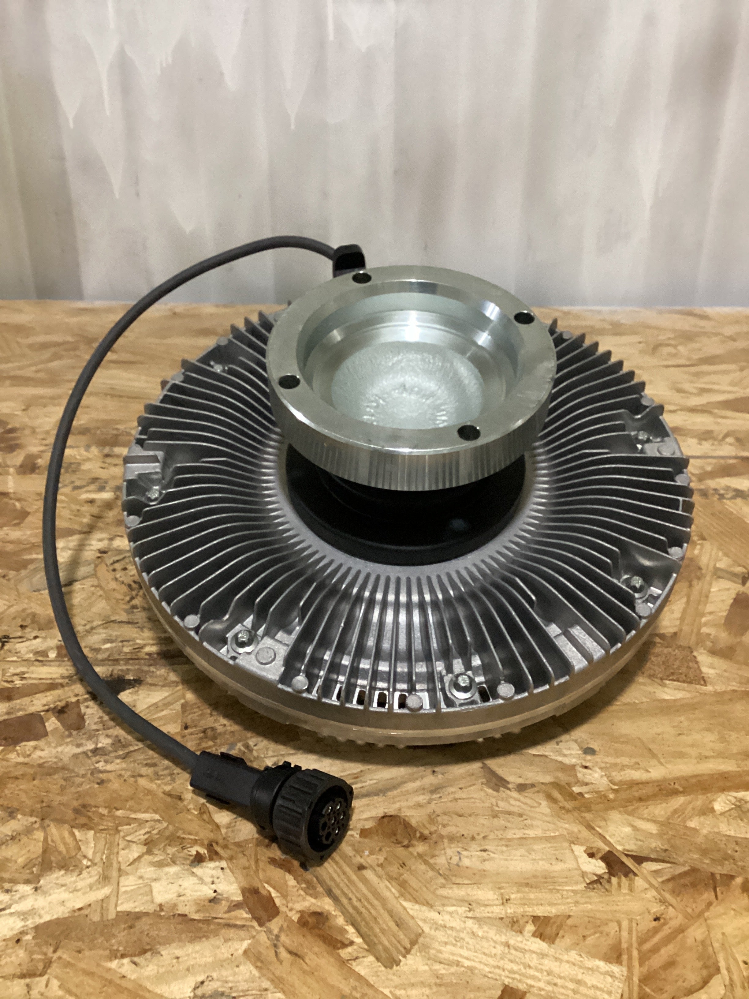 NEW | FAN CLUTCH MACK ASSY | SKU719