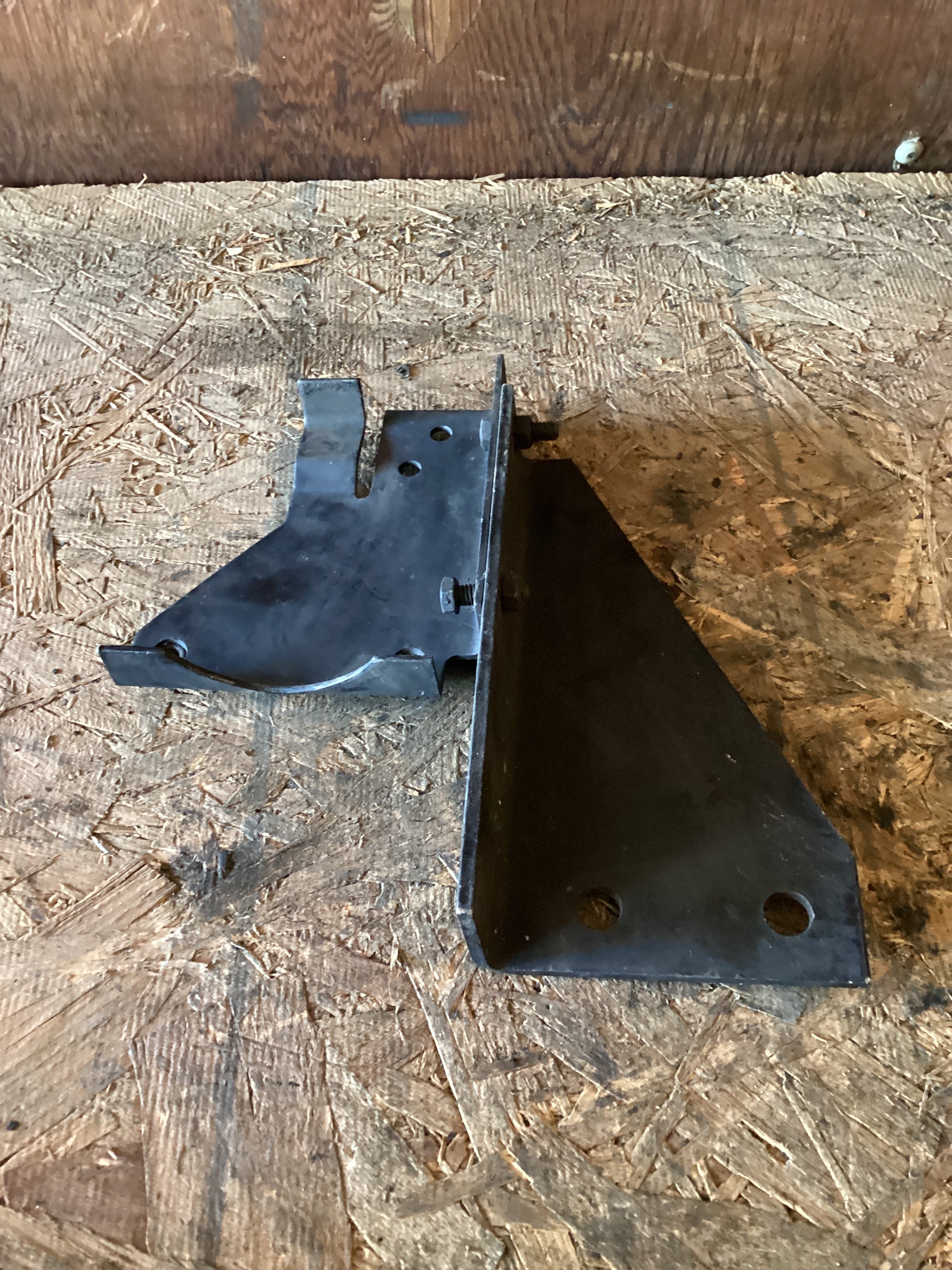 USED | BUMPER BRACKET | SKU1,031
