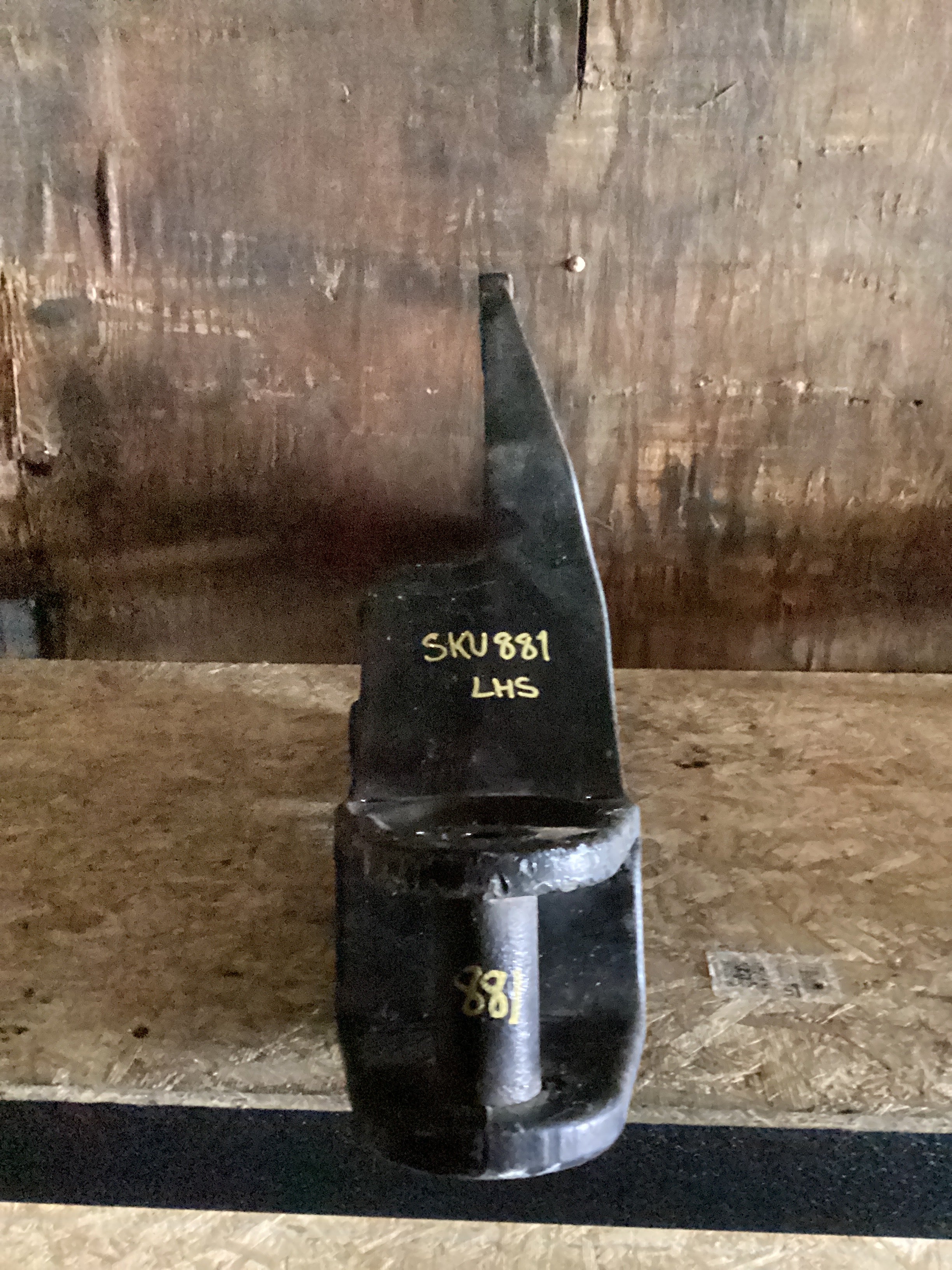 USED | FRONT SPRING HANGER FRAME LHS PETERBILT | SKU881