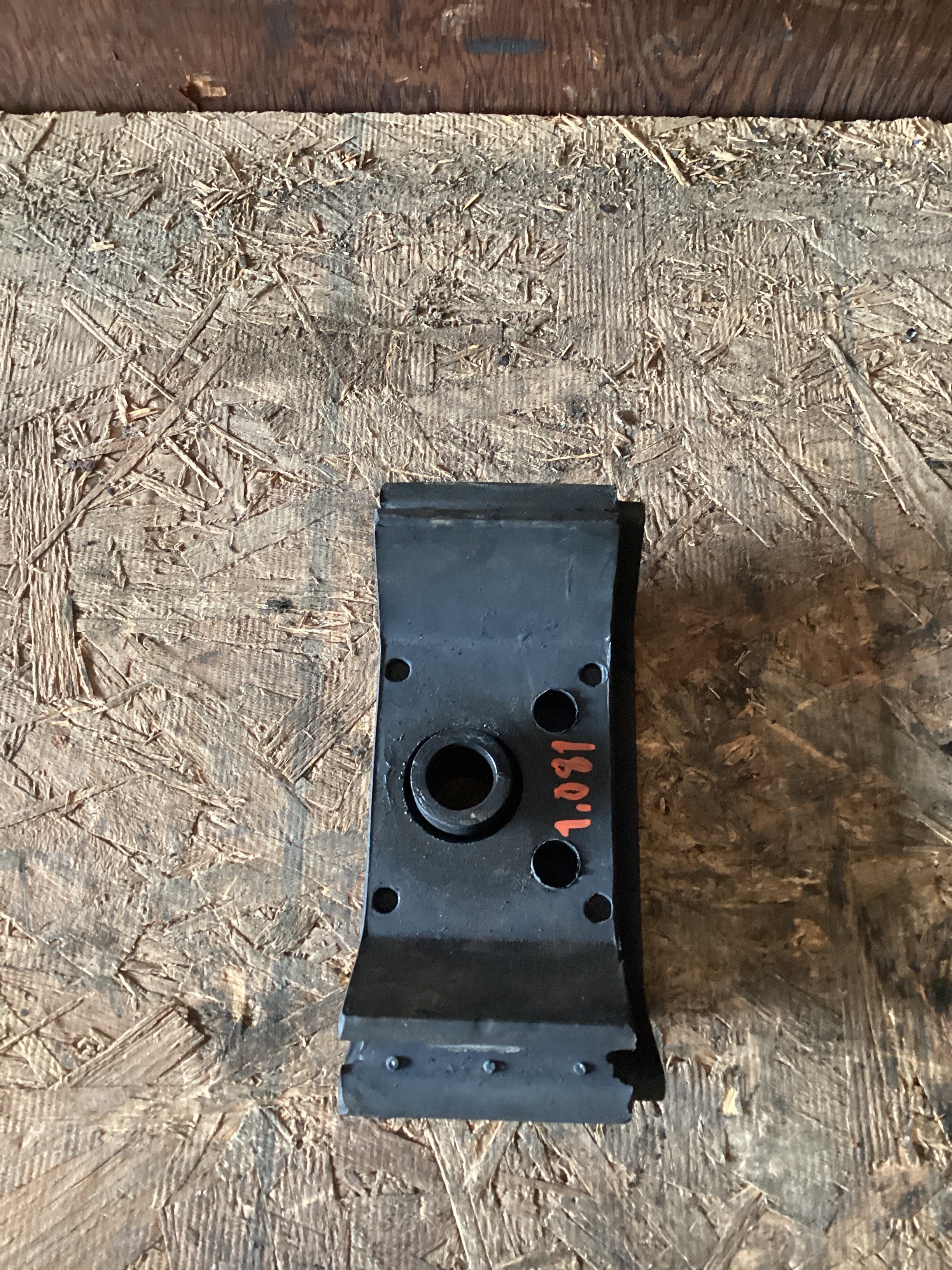 USED | REAR LOWER MOTOR MOUNT | SKU1,081