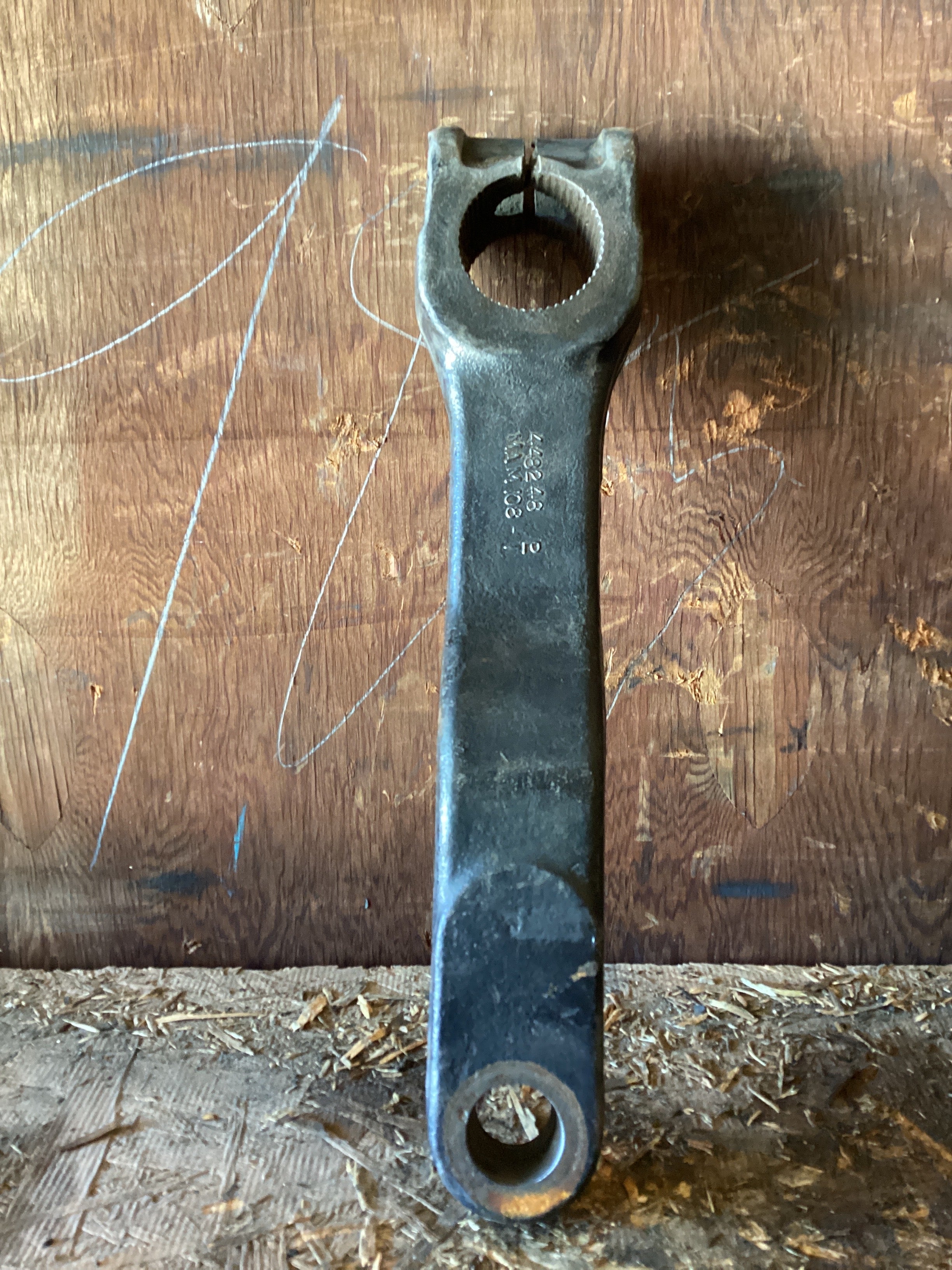 USED | POWER STEERING GEAR BOX PITMAN ARM FREIGHTLINER | SKU1,195