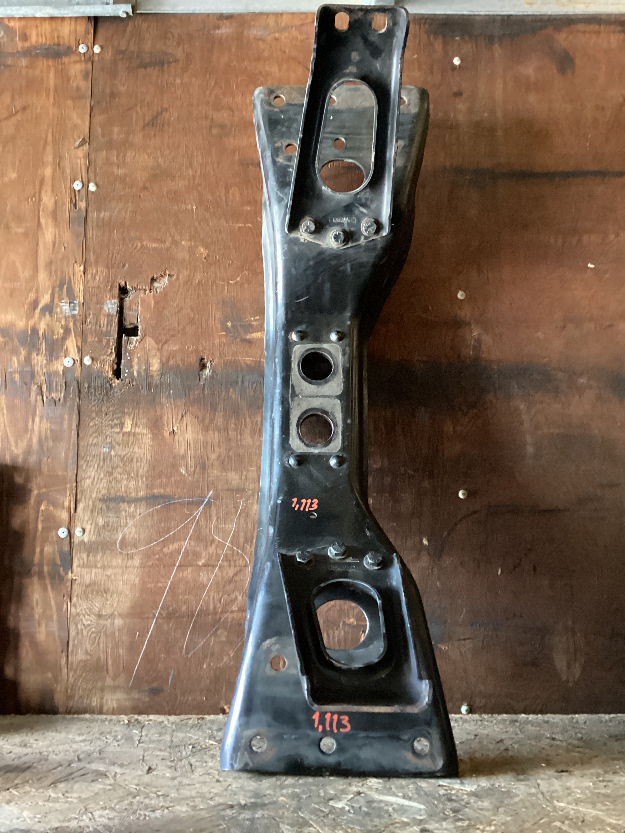 USED | ENGINE CROSSMEMBER FREIGHTLINER | SKU1,113