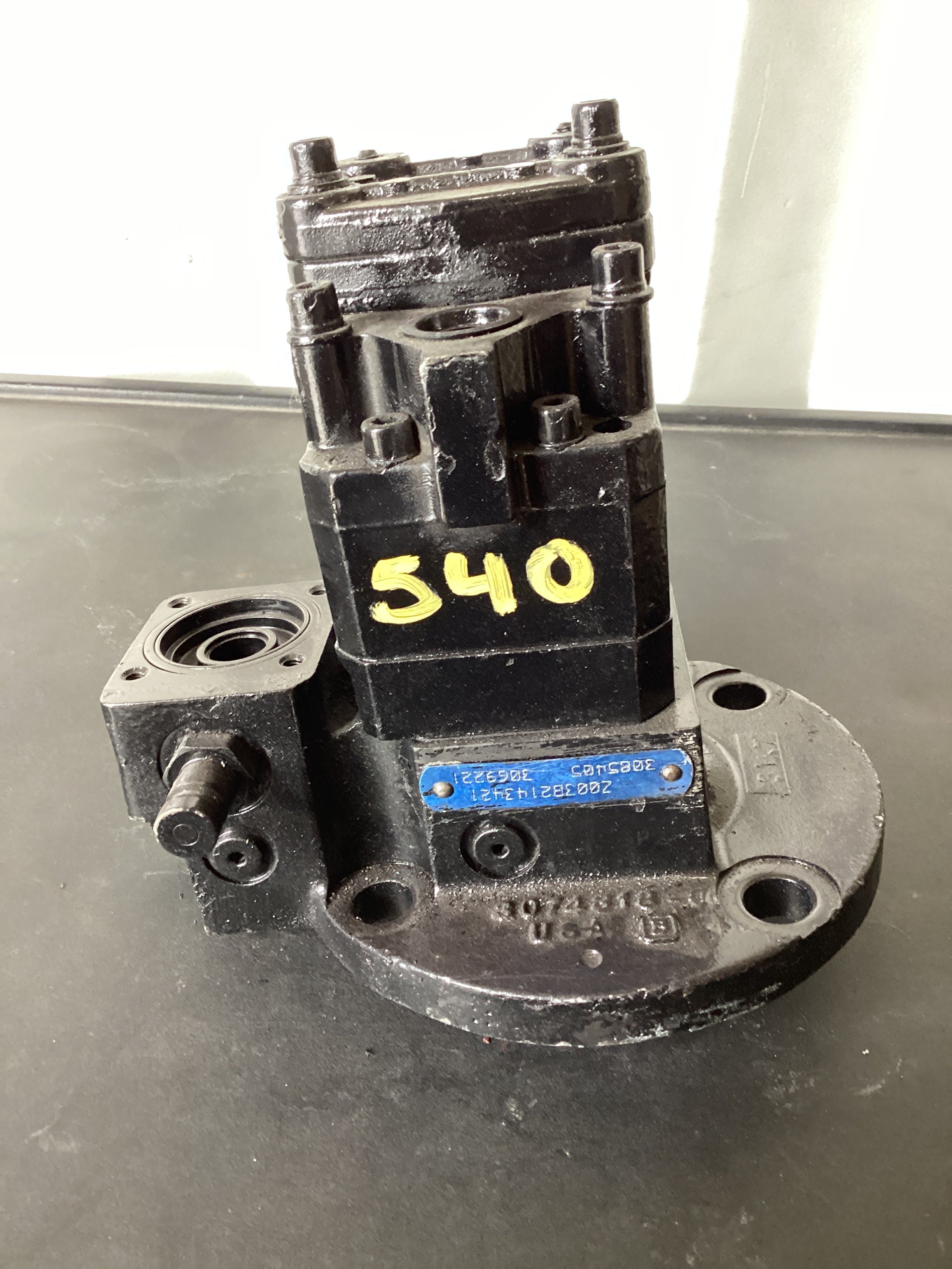 USED | FUEL PUMP CUMMINS N14 | SKU540