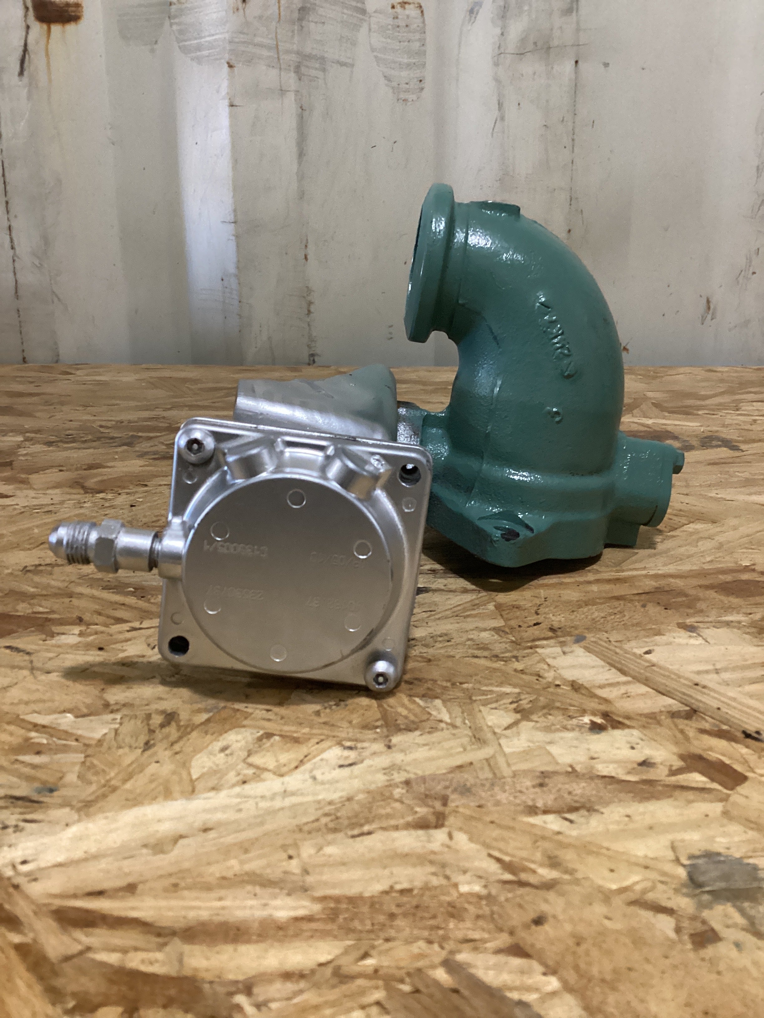 USED | EGR ELBOW VALVE WITH ACTUATOR ASSY DETROIT 14L | SKU706