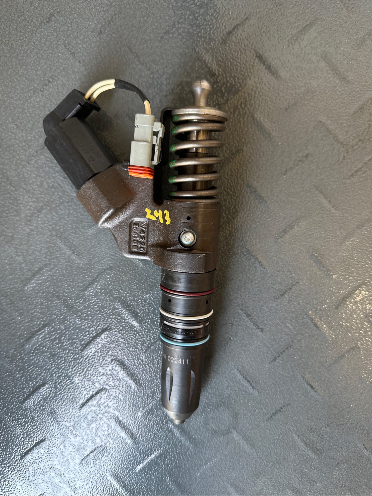 NEW | FUEL INJECTOR CUMMINS ISM / M11 | SKU243