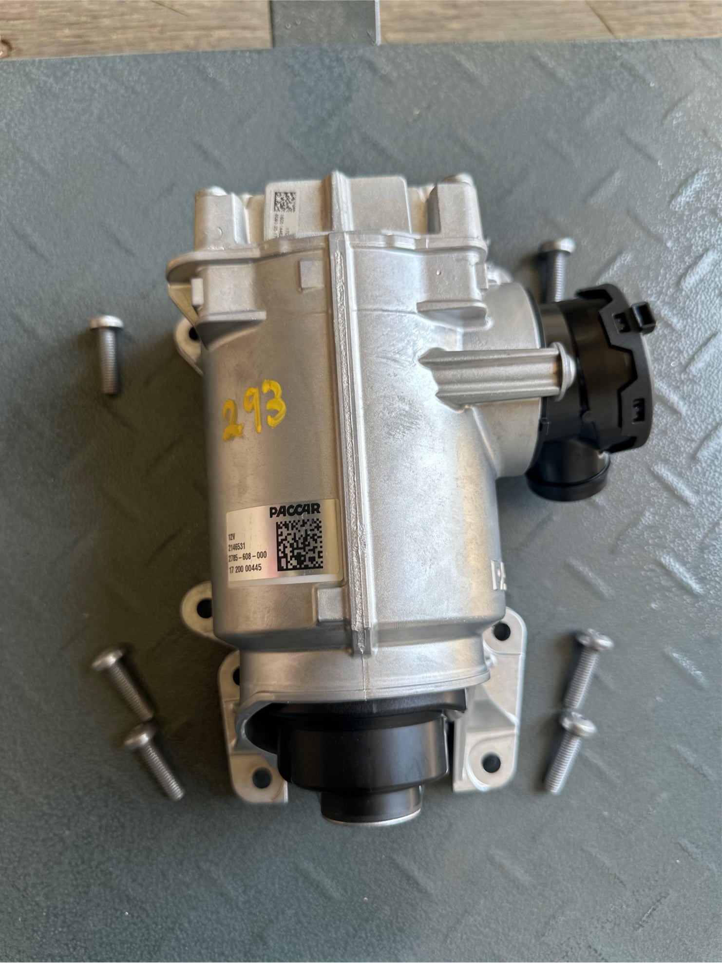 NEW | CRANKCASE BREATHER FILTER (PACCAR) | SKU293