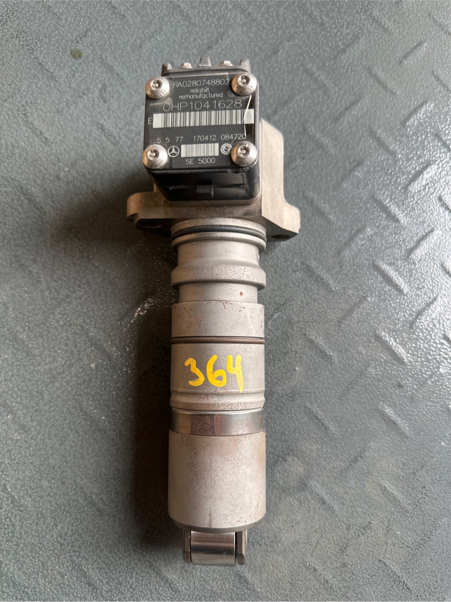 NEW | FUEL INJECTOR PUMP (MERCEDEZ ENGINE) | SKU364