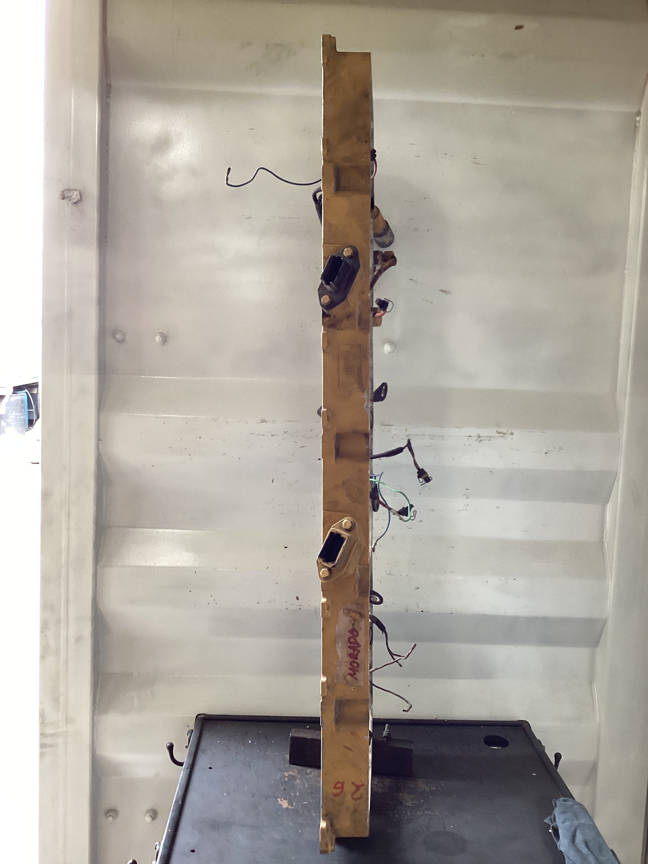 USED | ENGINE ROCKER COVER CAT C15 | SKU26