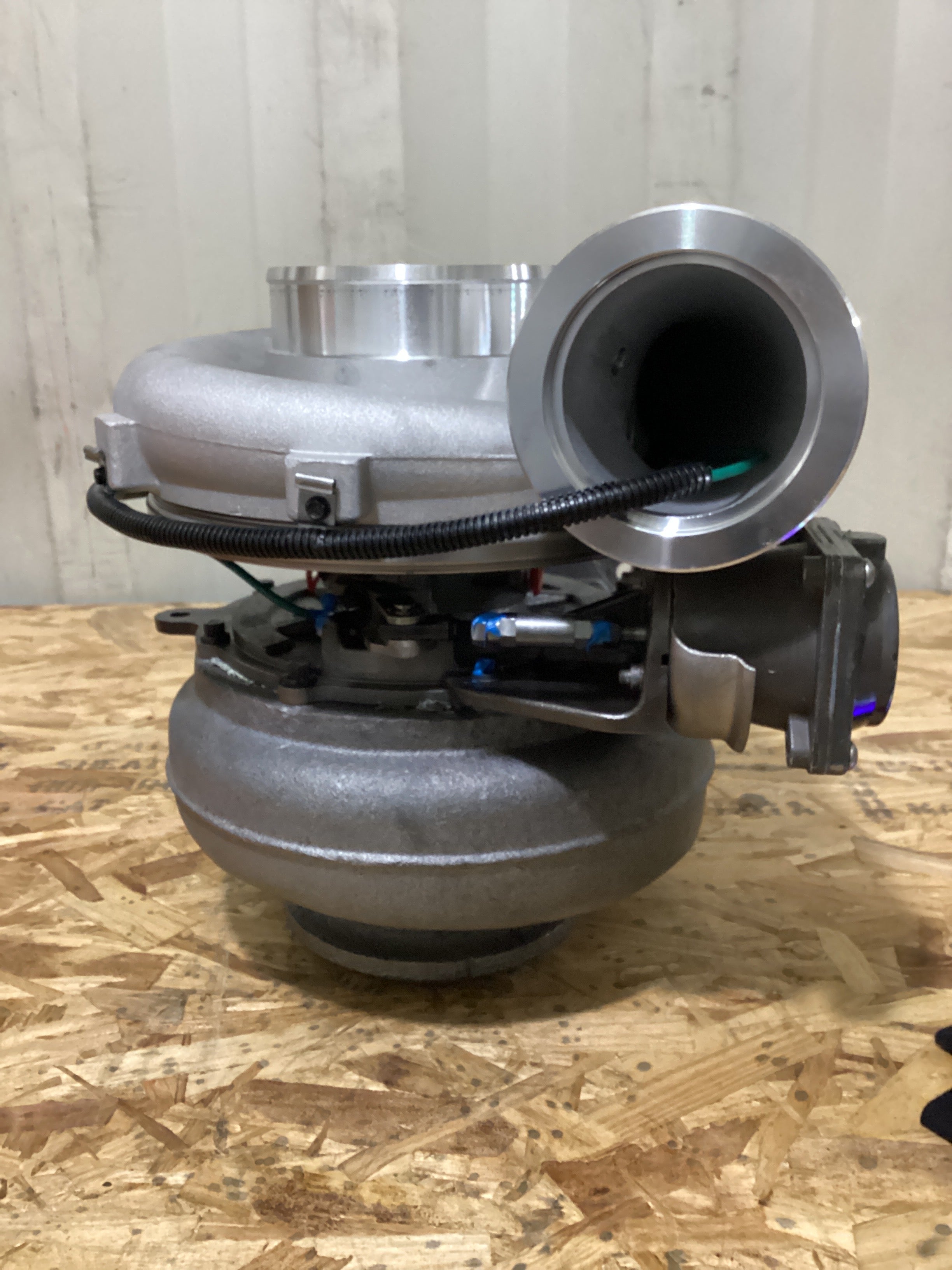 NEW | TURBOCHARGER ASSY (DETROIT 14L) | SKU668