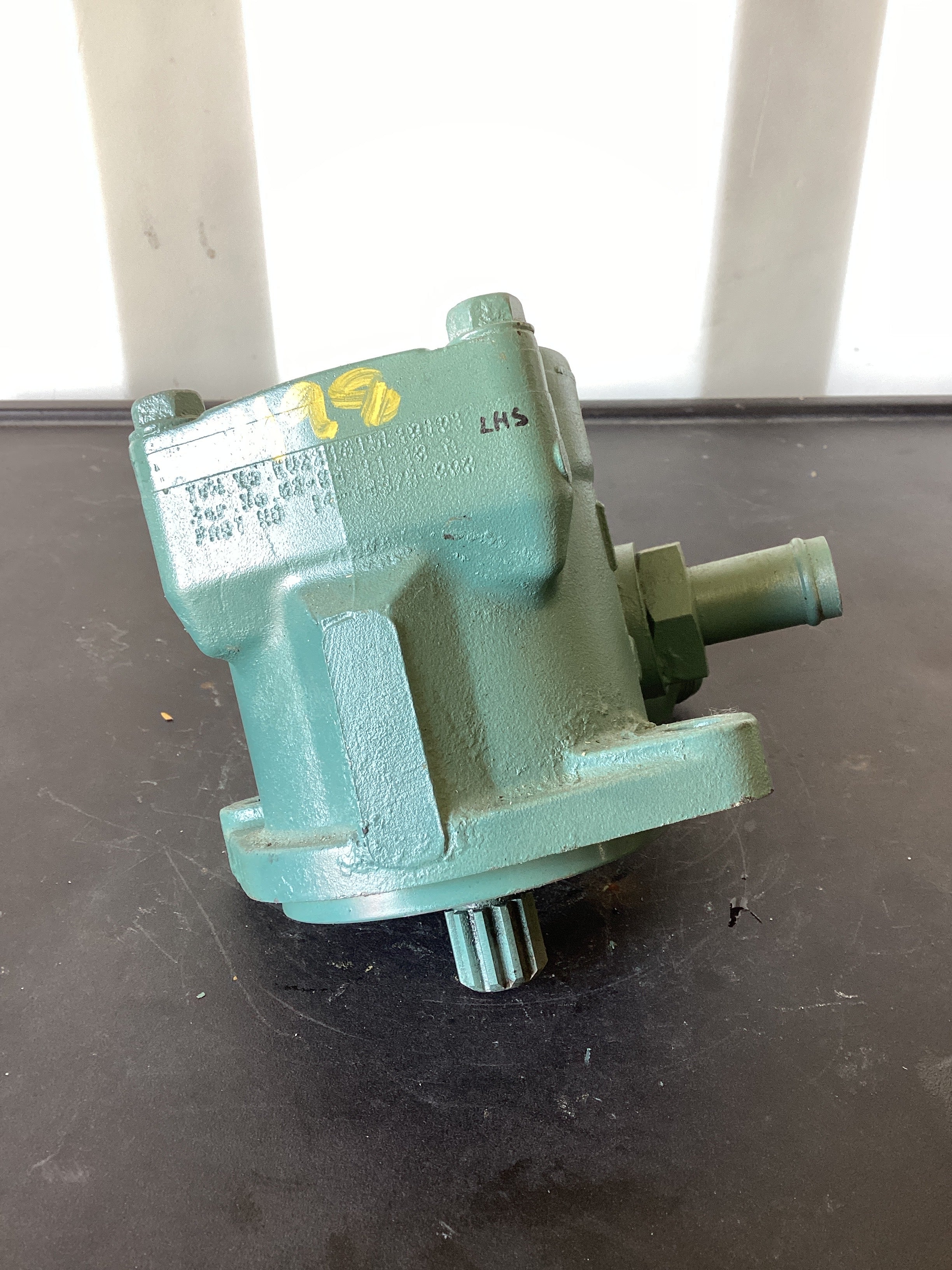 USED | POWER STEERING PUMP LHS | SKU498