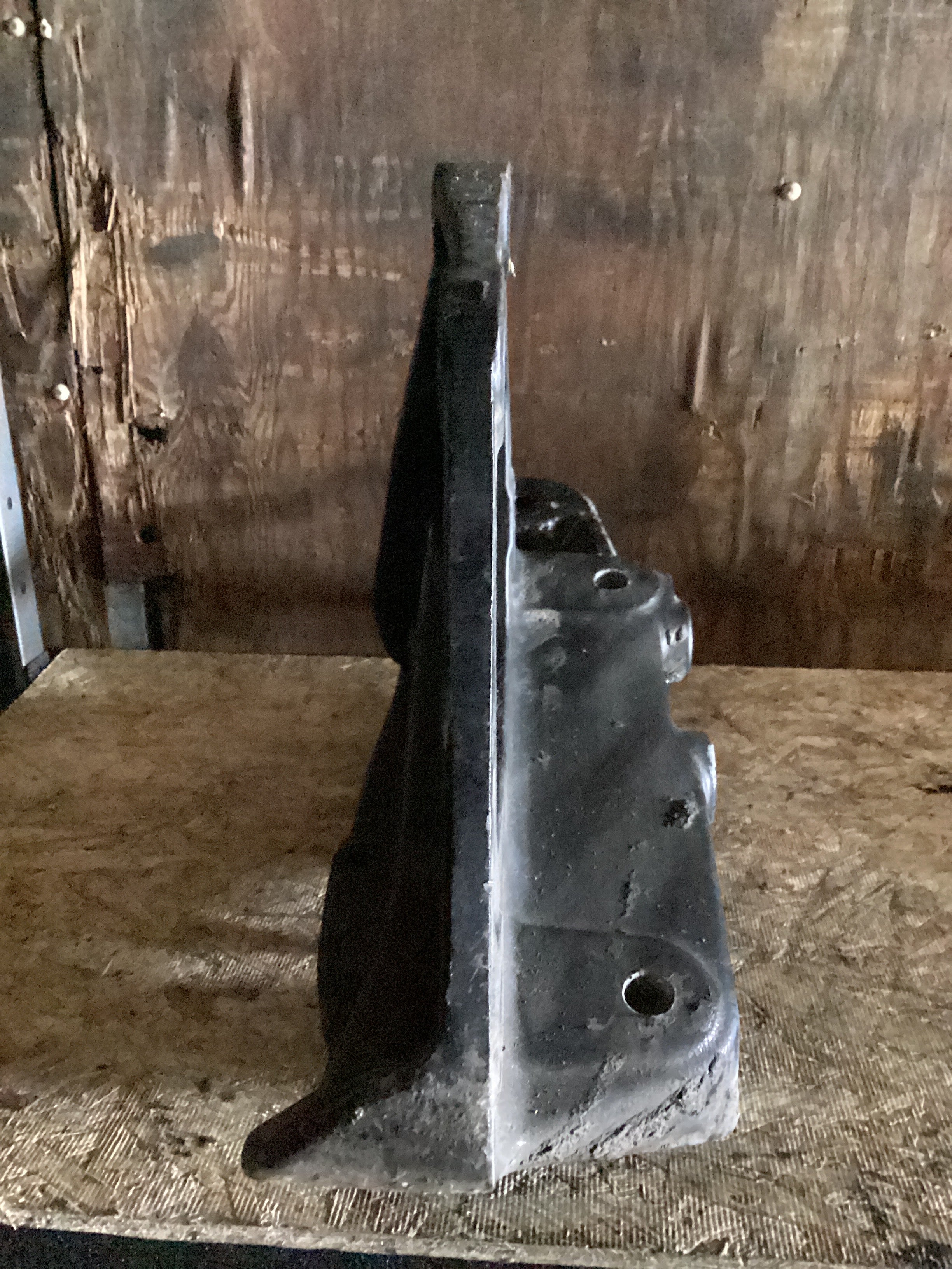 USED | FRONT SPRING HANGER FRAME LHS PETERBILT | SKU881