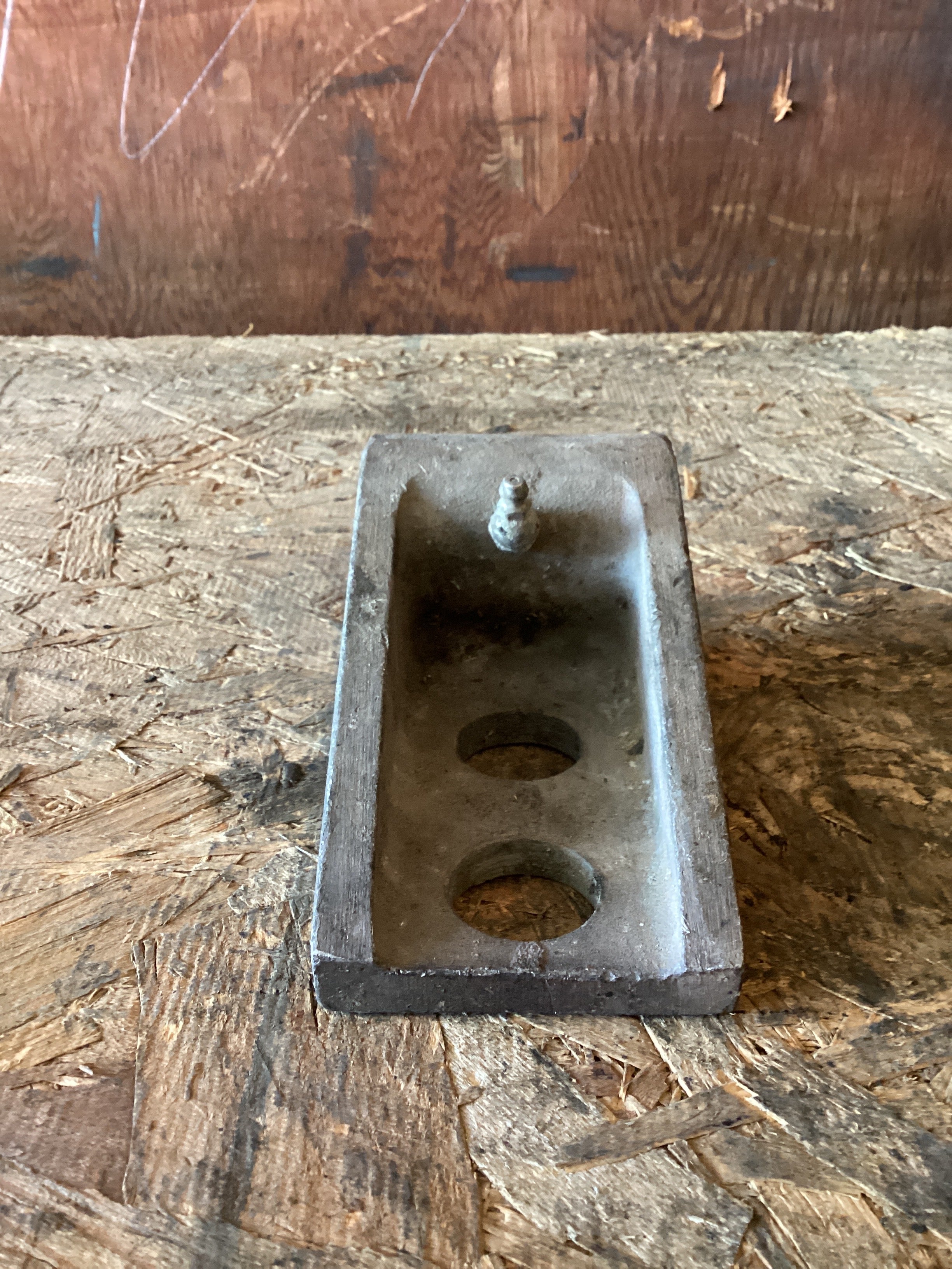 USED | HOOD HINGE KENWORTH | SKU1,024