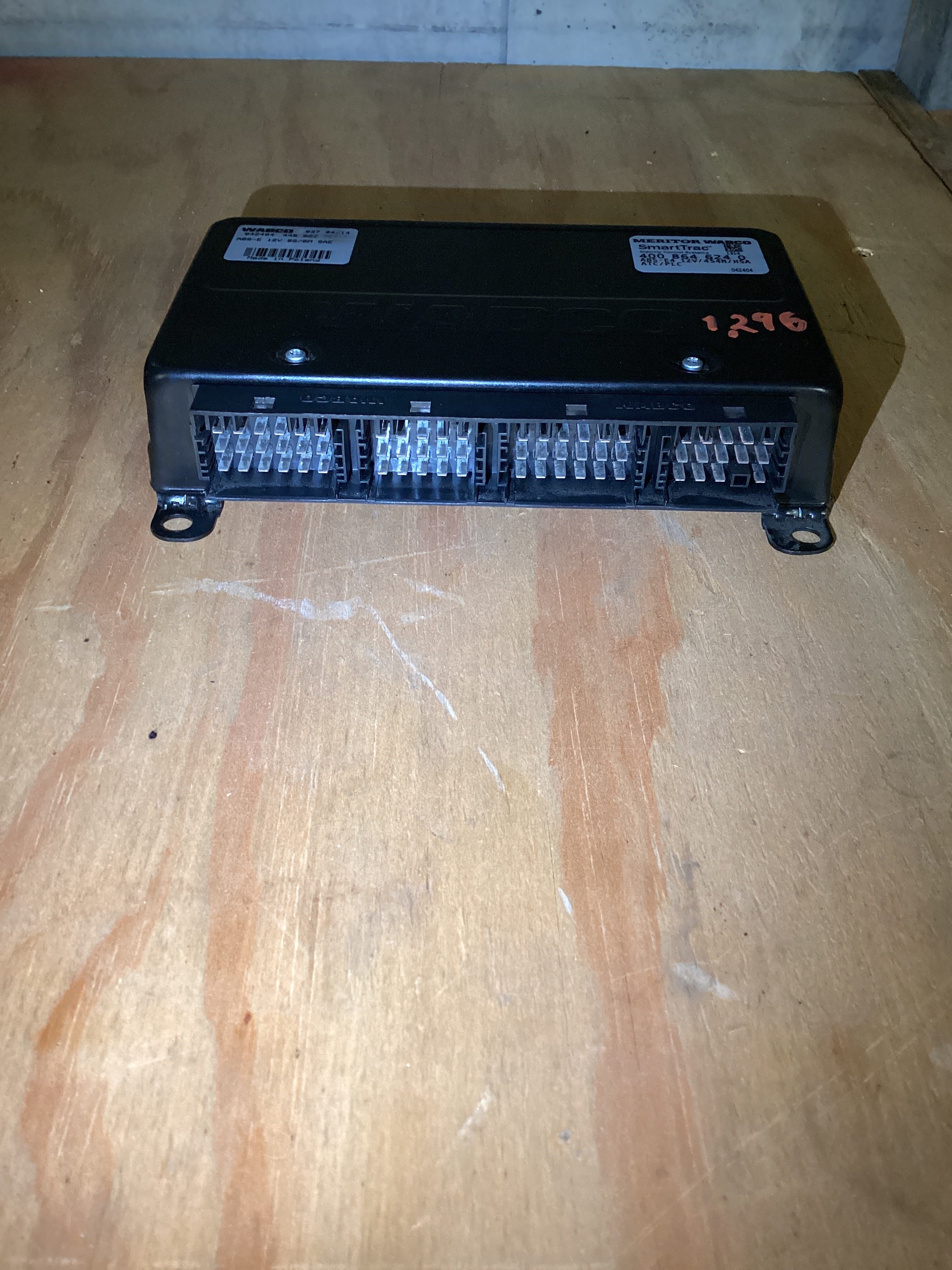 USED | ABS BRAKE CONTROL MODULE FREIGHTLINER CASCADIA | SKU1,296