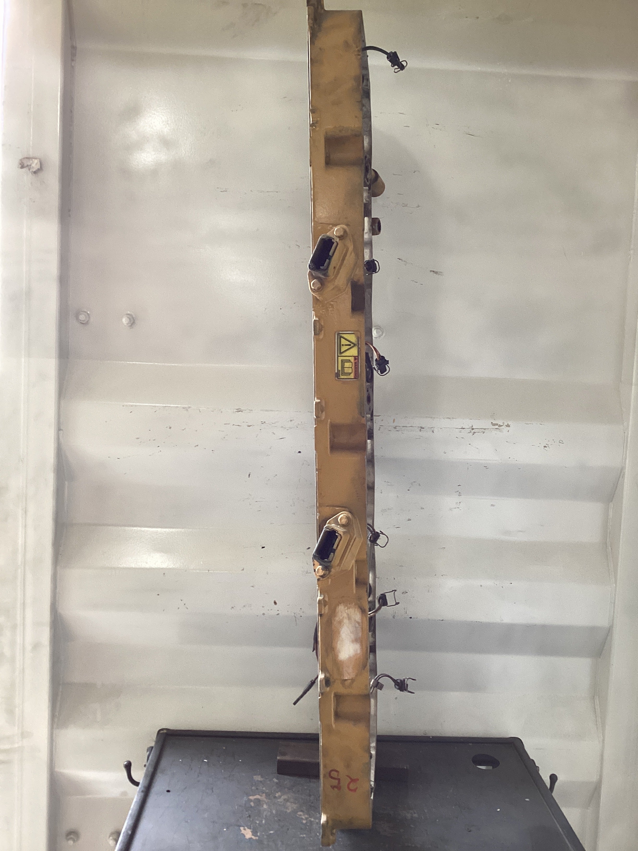 USED | ENGINE ROCKER COVER CAT C15 | SKU25