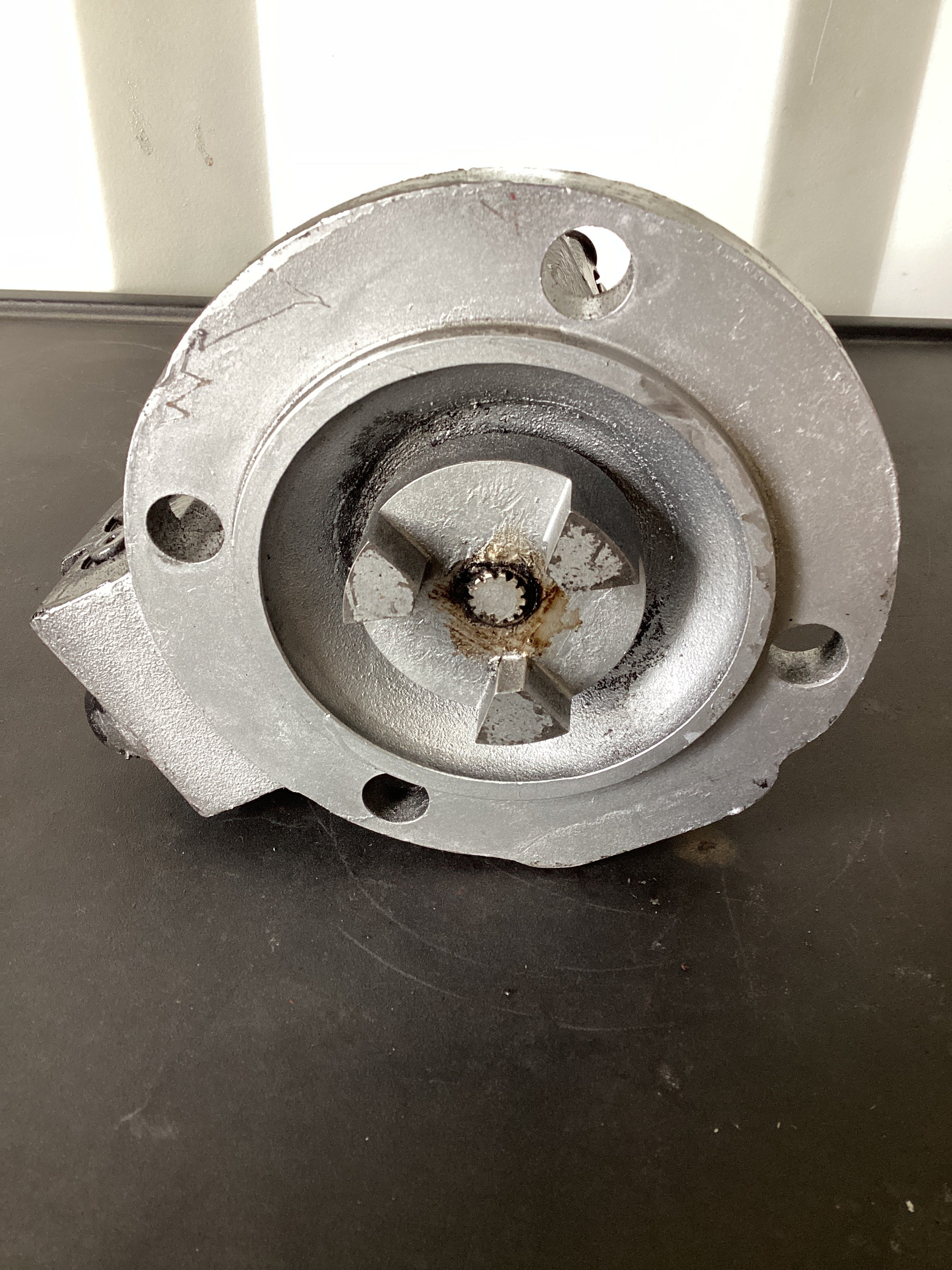 USED | FUEL PUMP CUMMINS N14 | SKU541