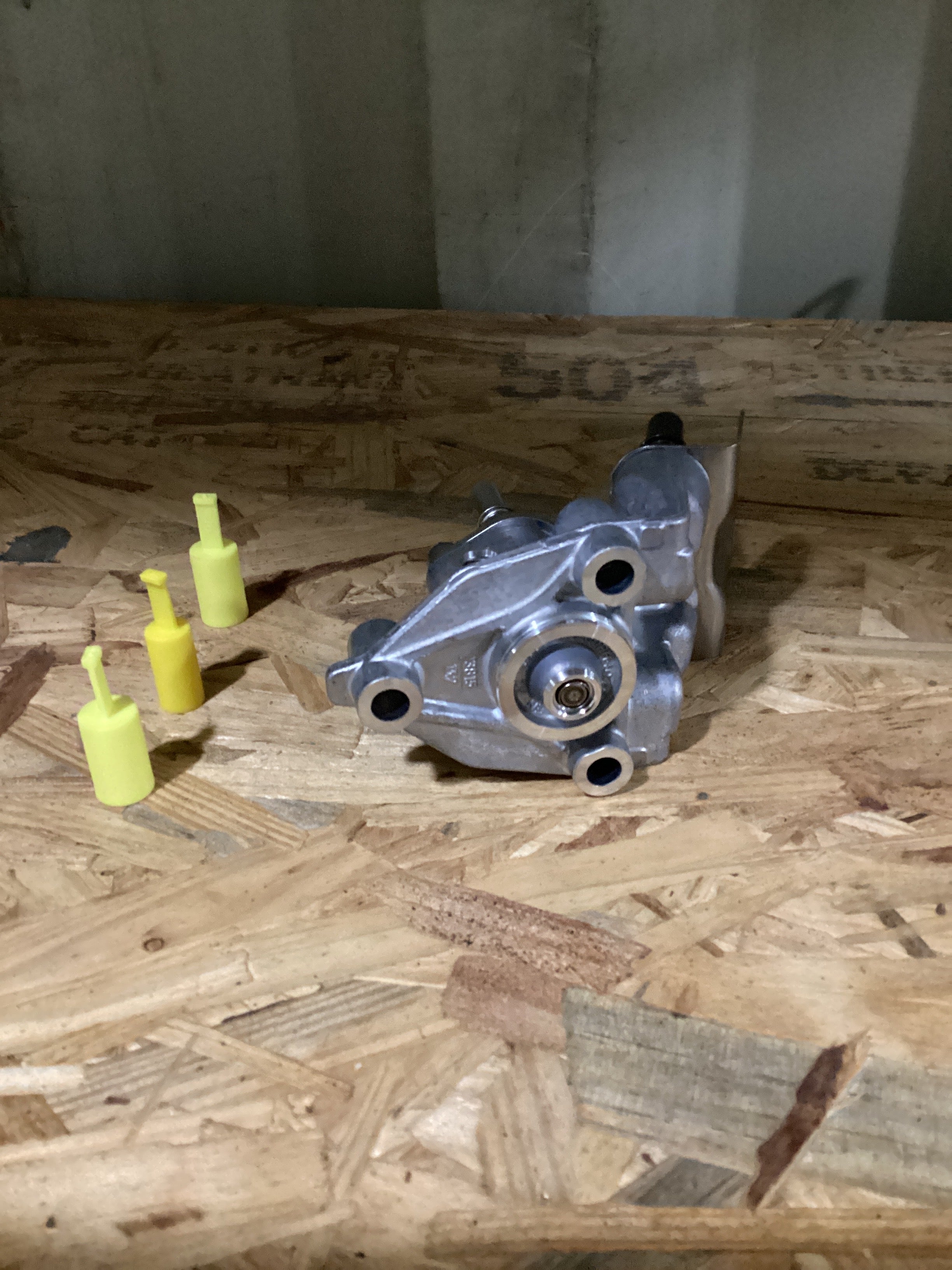 NEW | DEF INJECTOR DOCER CUMMINS | SKU669
