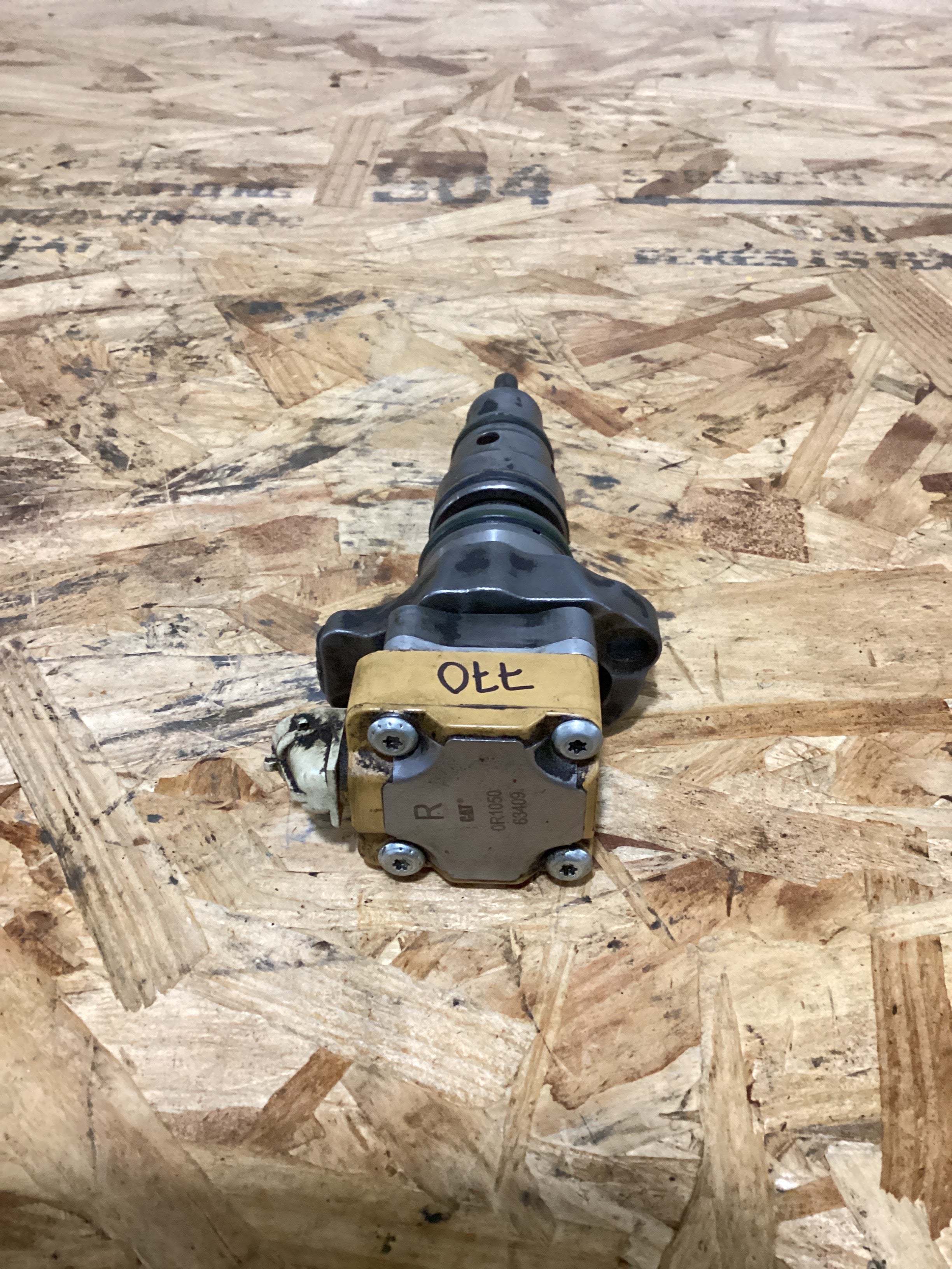 USED | FUEL INJECTOR CAT ENGINE | SKU770