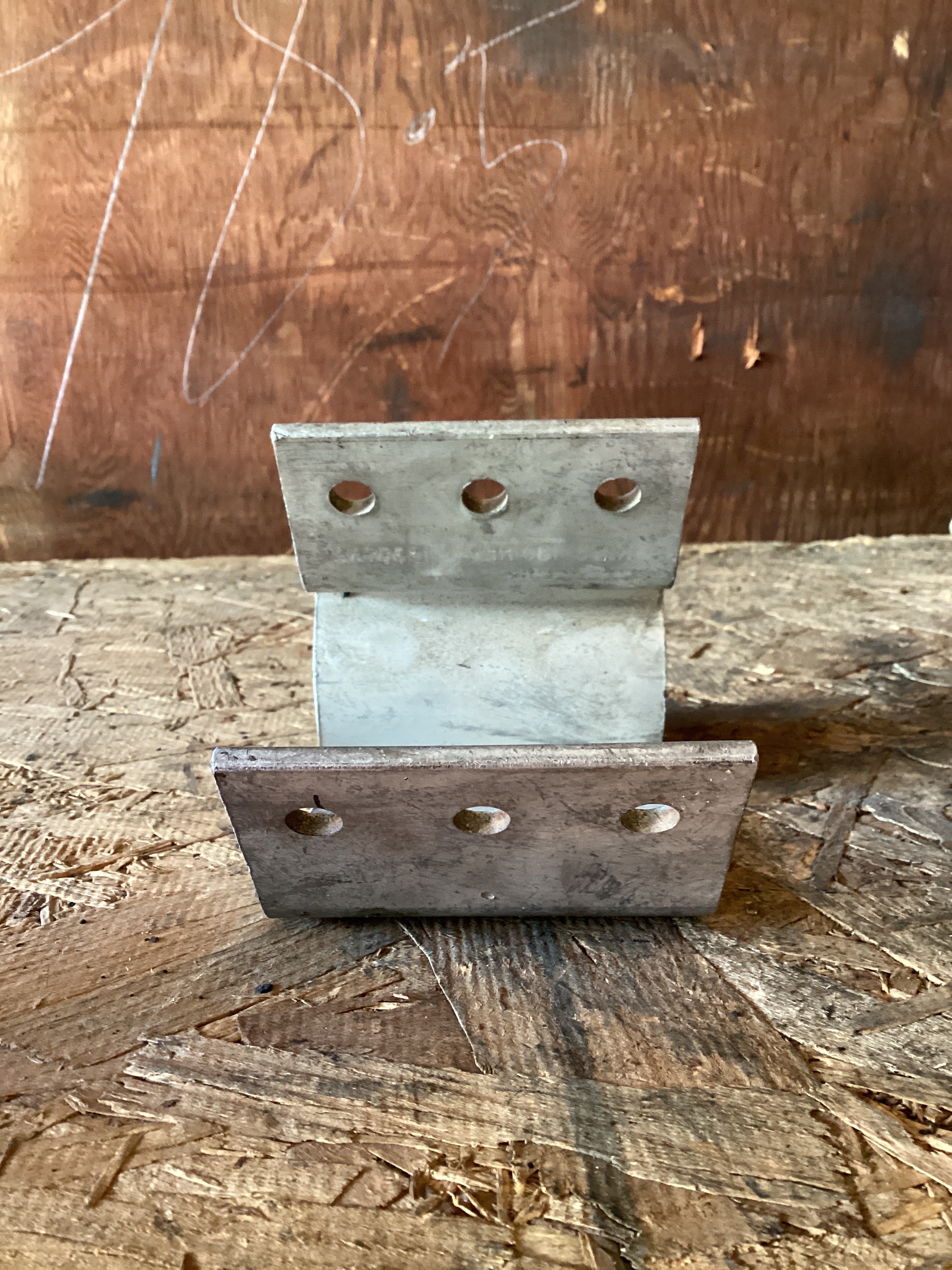 USED | HOOD GUIDE BRACKET KENWORTH | SKU1,027