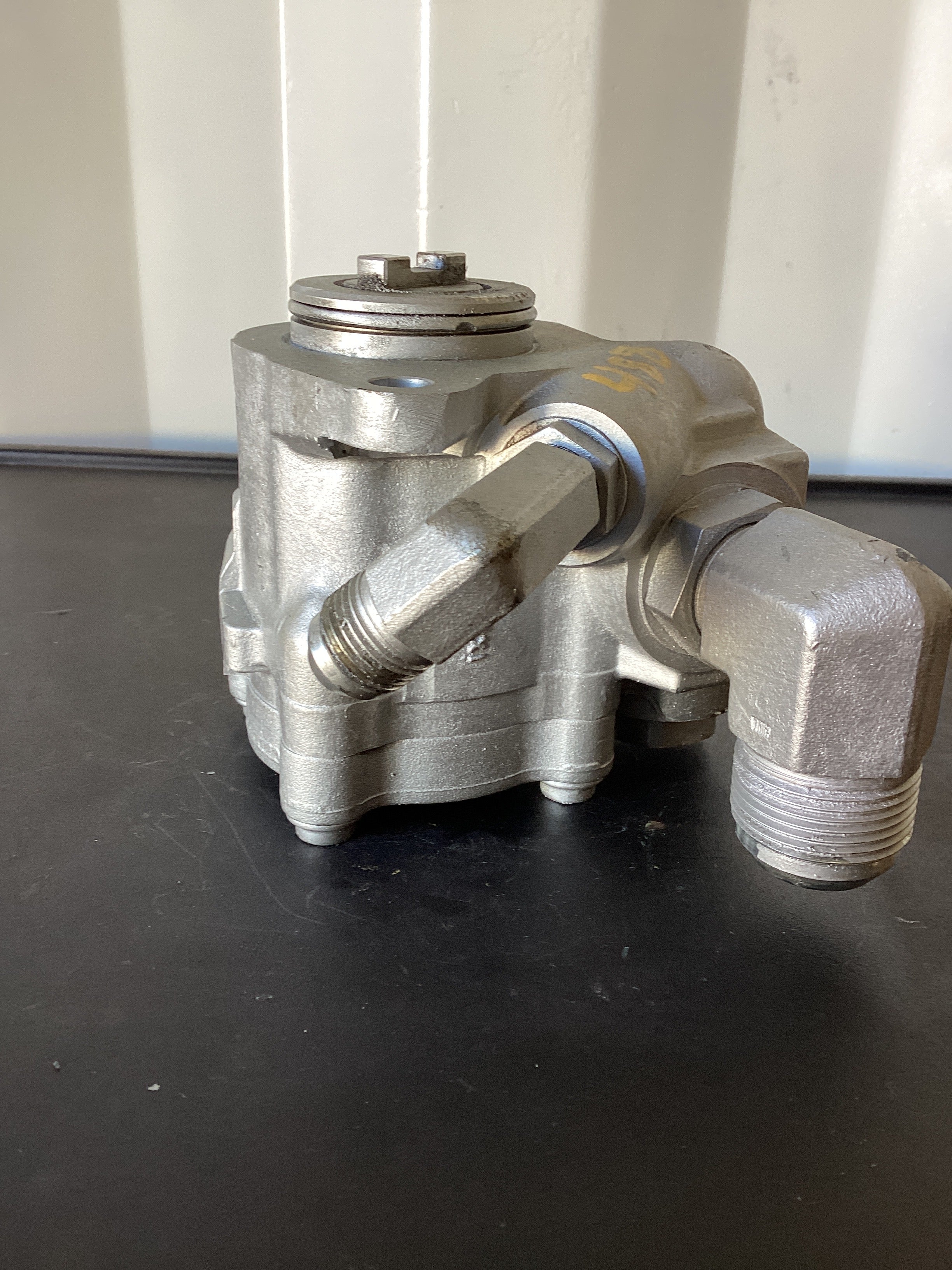 USED | POWER STEERING PUMP INTERNATIONAL | SKU488