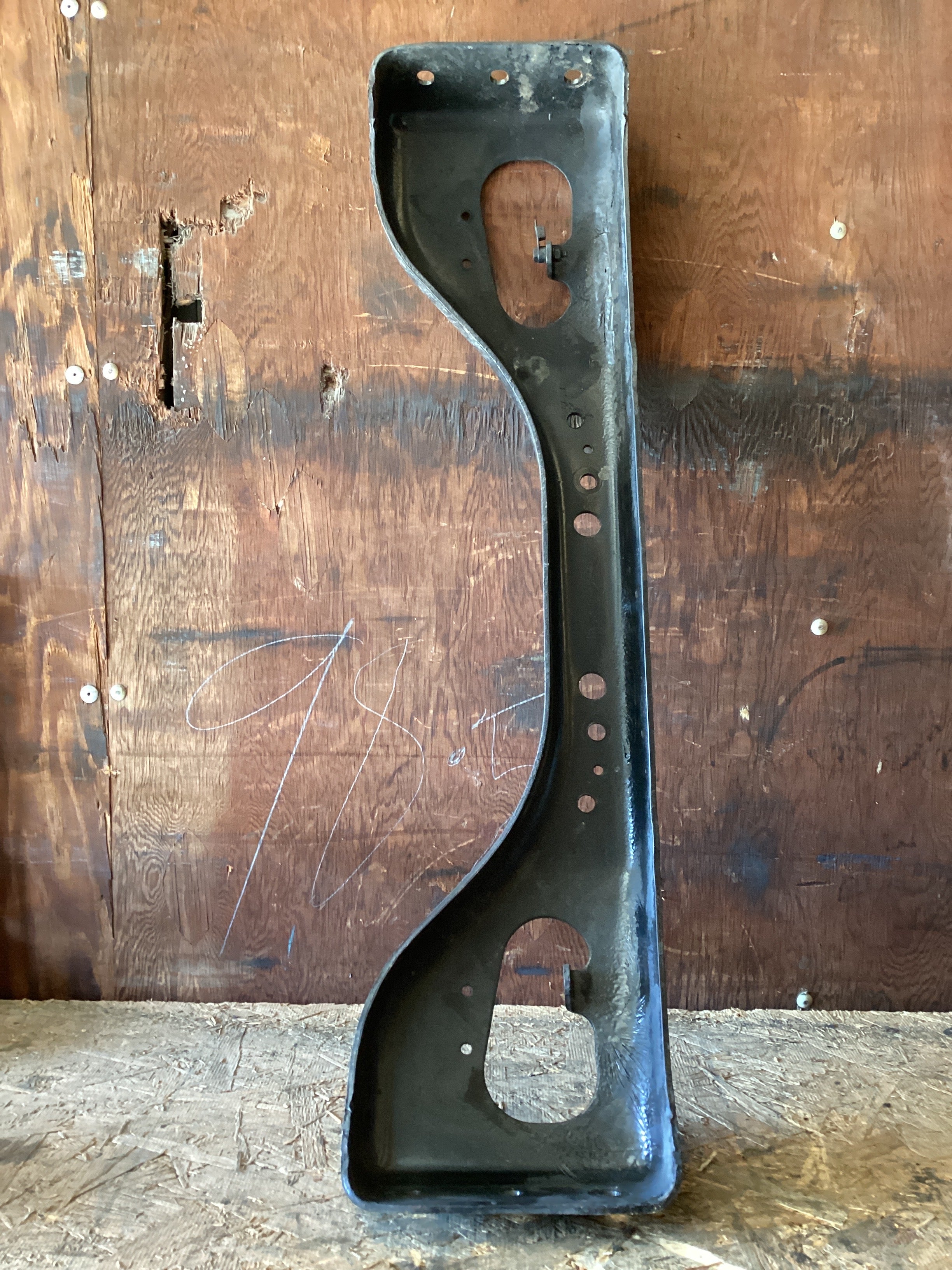 USED | FRONT FRAME CROSS MEMBER FREIGHTLINER | SKU1,106