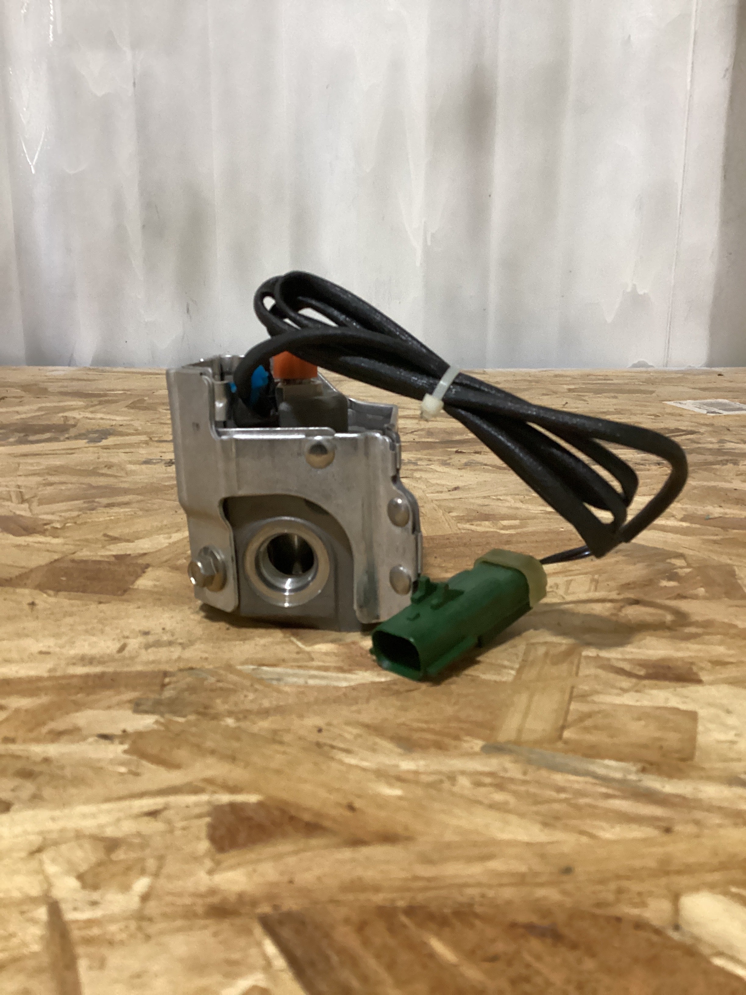 NEW | DPF INJECTOR DOSER VOLVO VNL | SKU710