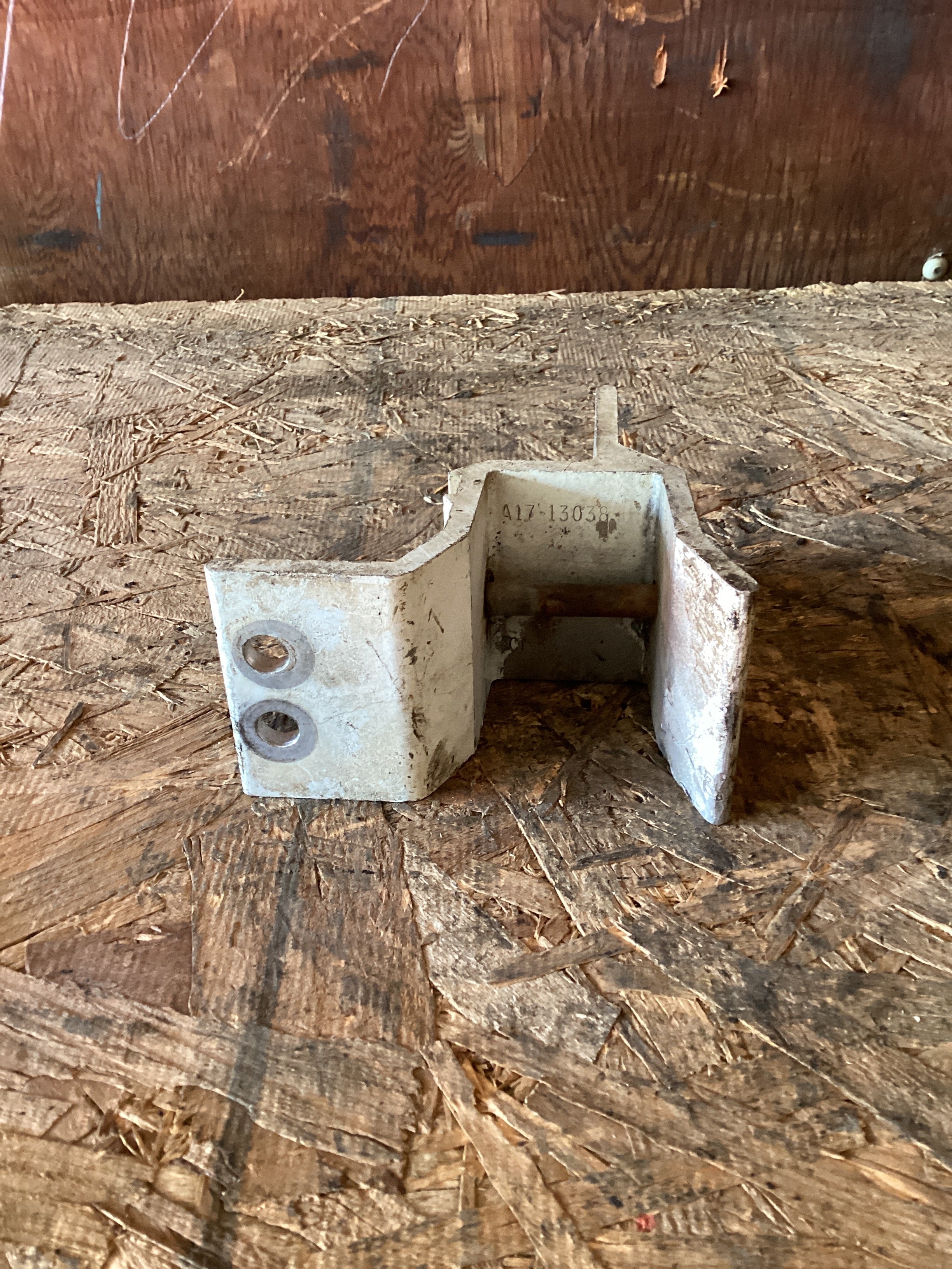 USED | REAR HOOD BRACKET FREIGHTLINER | SKU1,025