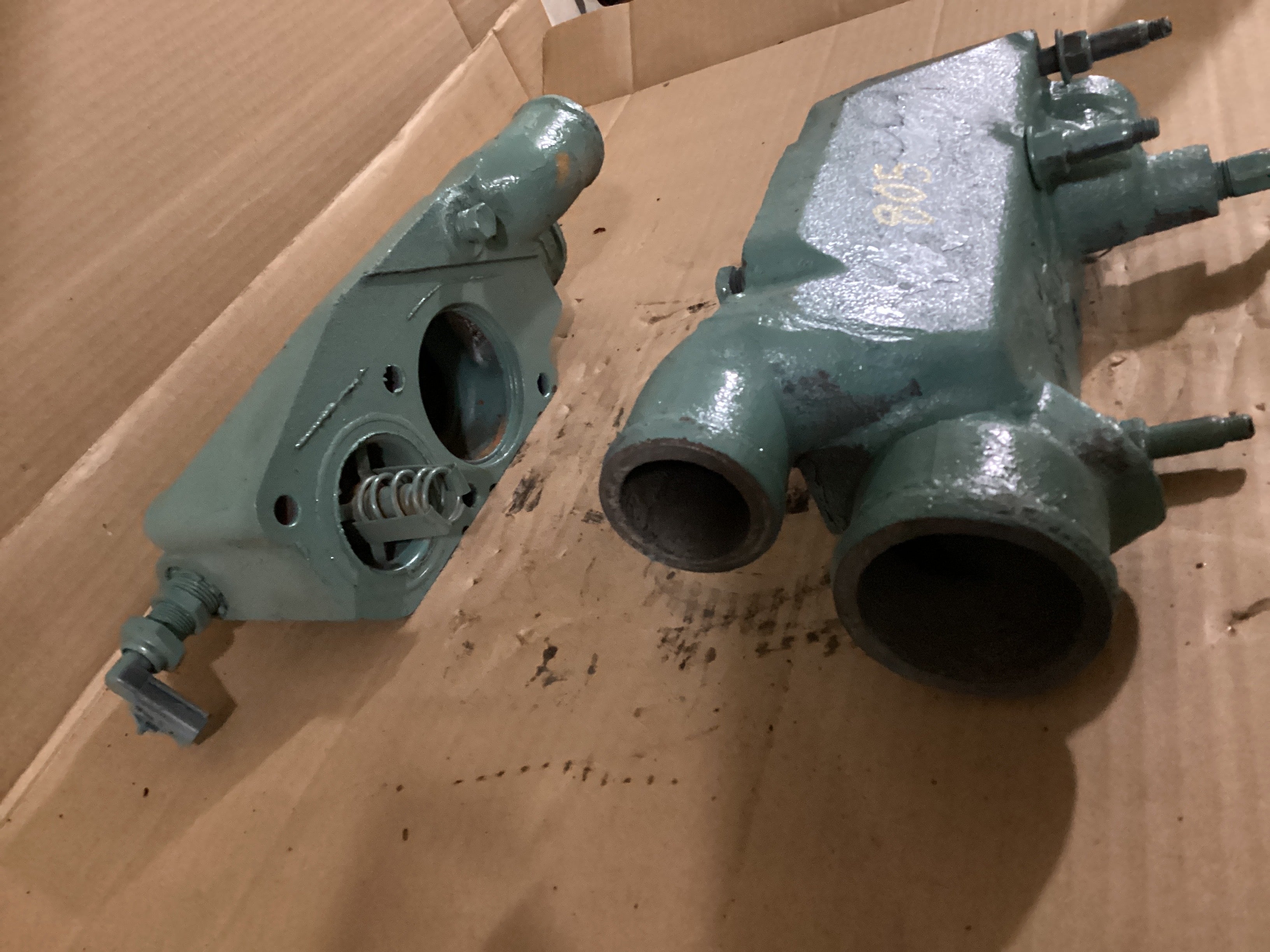 USED | THERMOSTAT HOUSING DETROIT 14L | SKU805