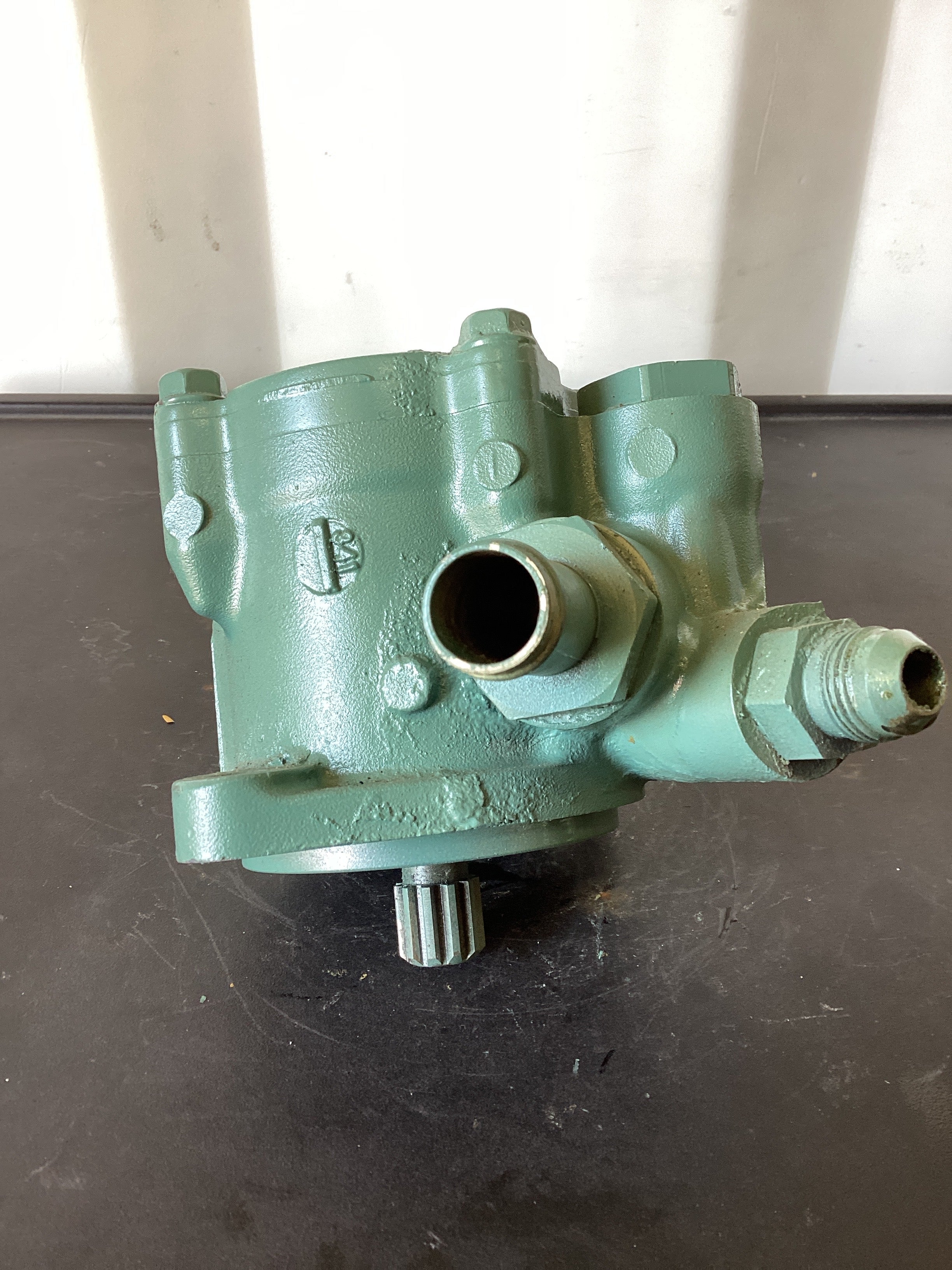 USED | POWER STEERING PUMP LHS | SKU498