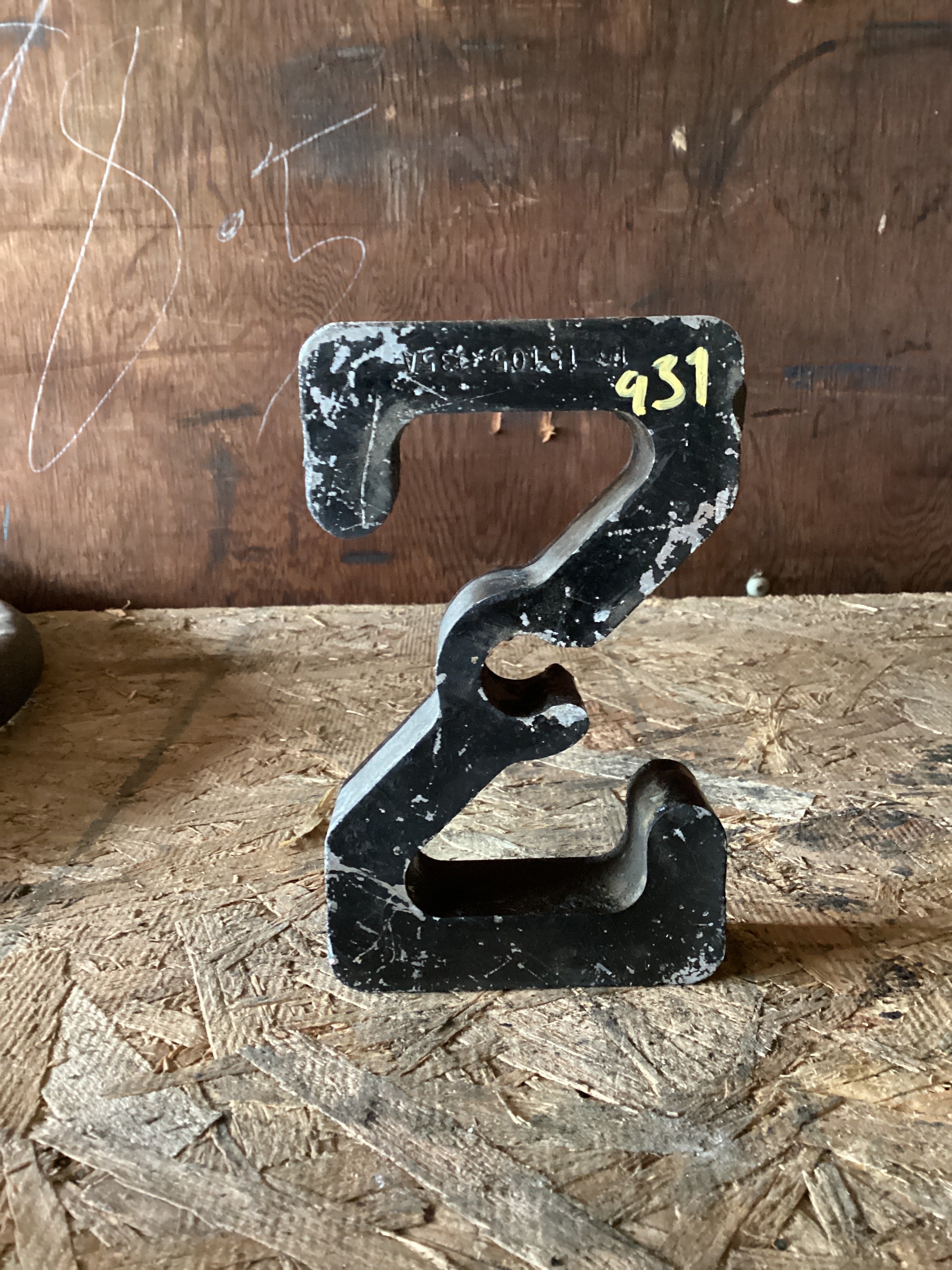 USED | FRONT LEAF SPRING SPACER | SKU931