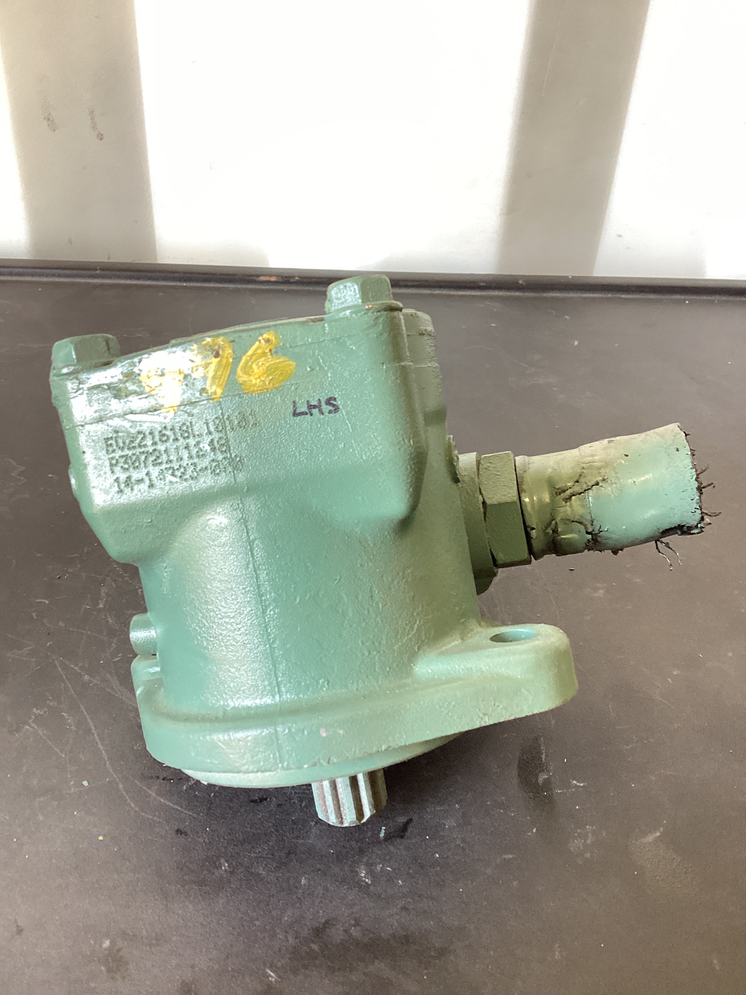 USED | POWER STEERING PUMP LHS | SKU496