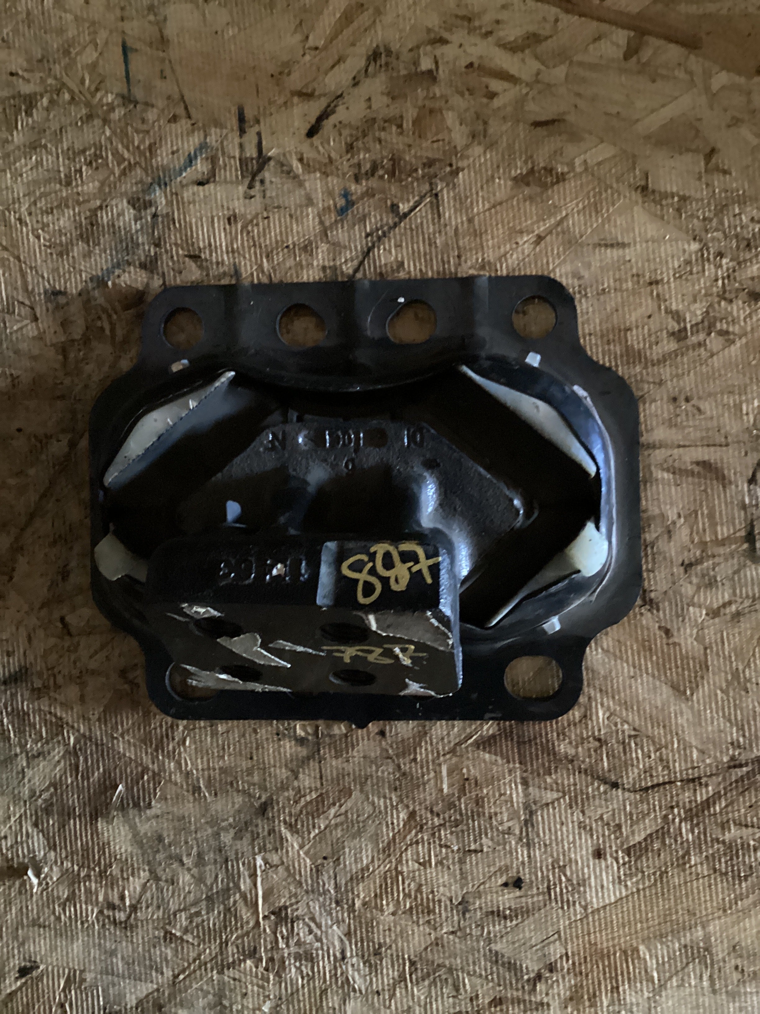 NEW | REAR ENGINE MOTOR MOUNT PACCAR | SKU787