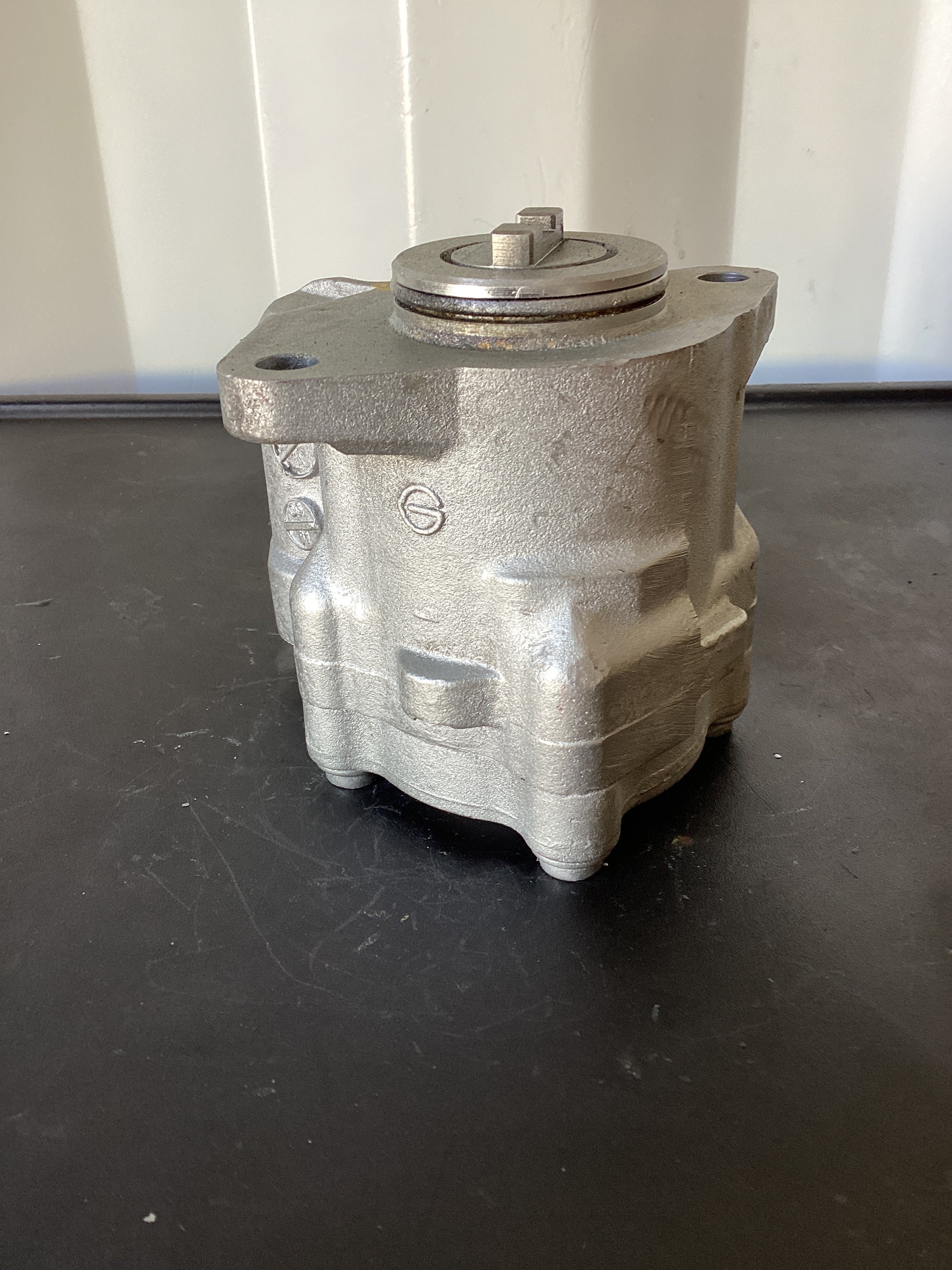 USED | POWER STEERING PUMP INTERNATIONAL | SKU486