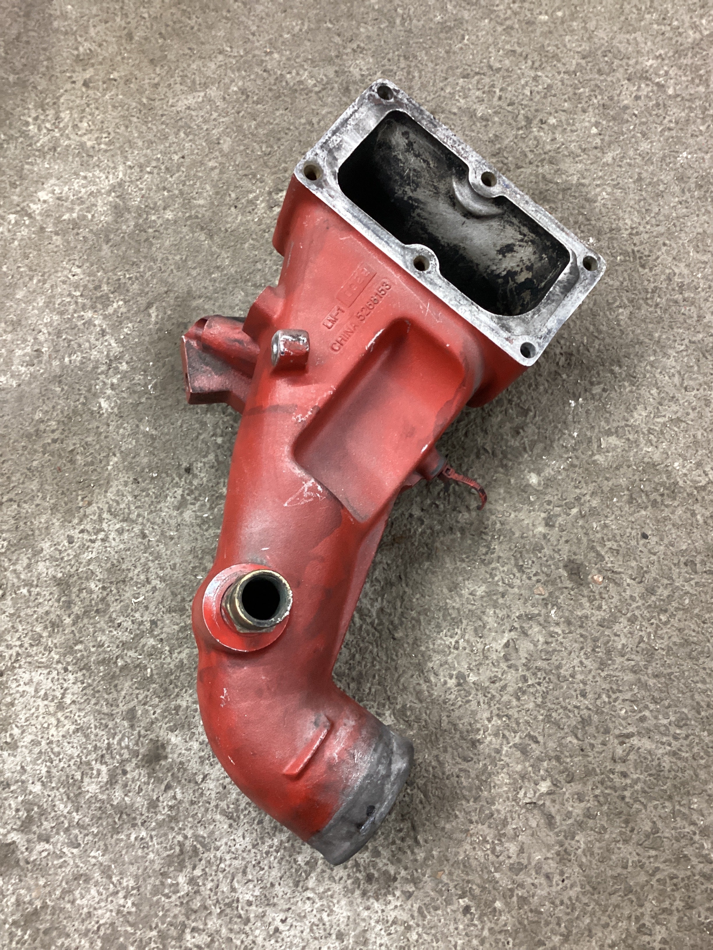 USED | EGR INTAKE MANIFOLD HOUSING CUMMINS ISB 2012 | SKU1,145