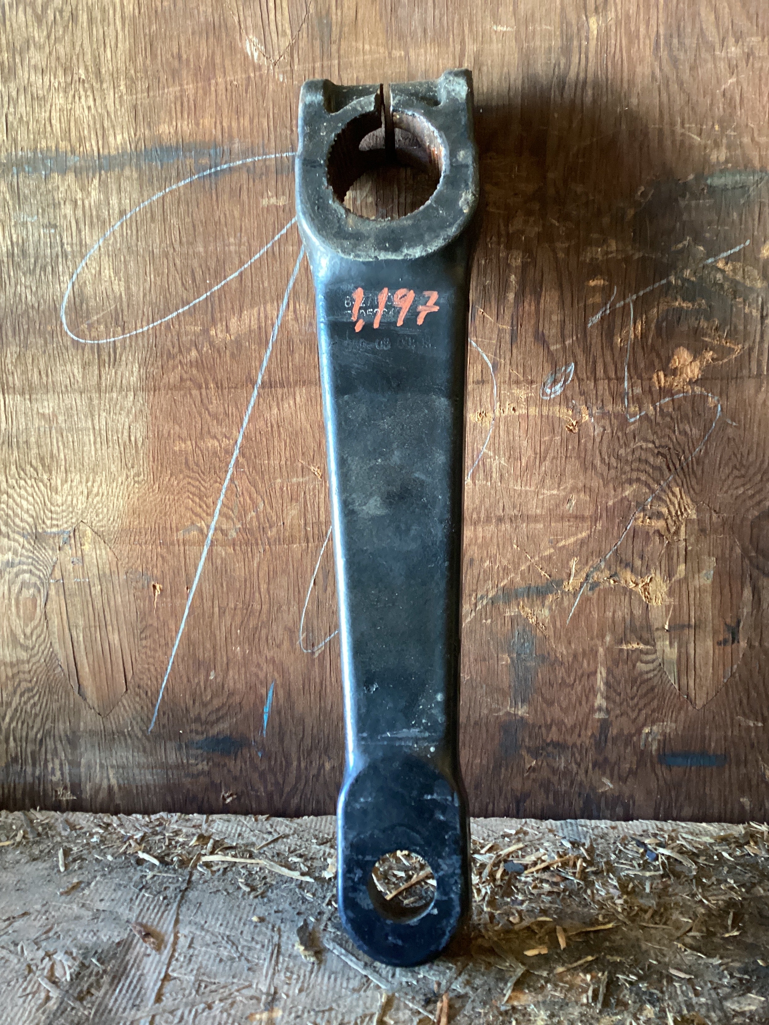 USED | POWER STEERING GEAR BOX PITMAN ARM FREIGHTLINER | SKU1,197