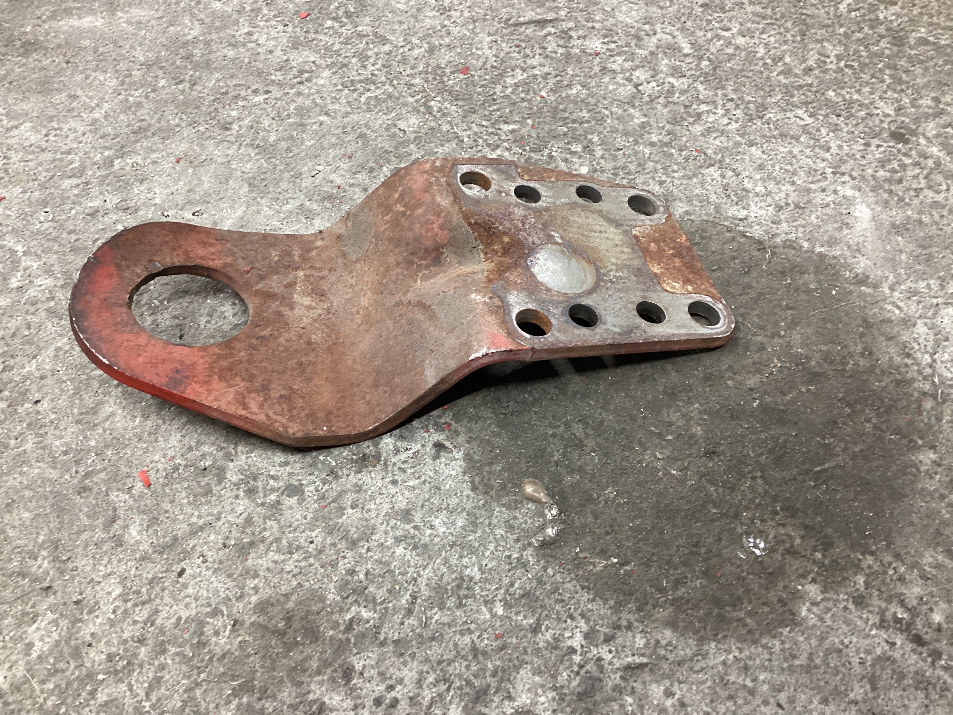 USED | ENGINE LIFTING BRACKET 2 CUMMINS ISB 2012 | SKU1,154