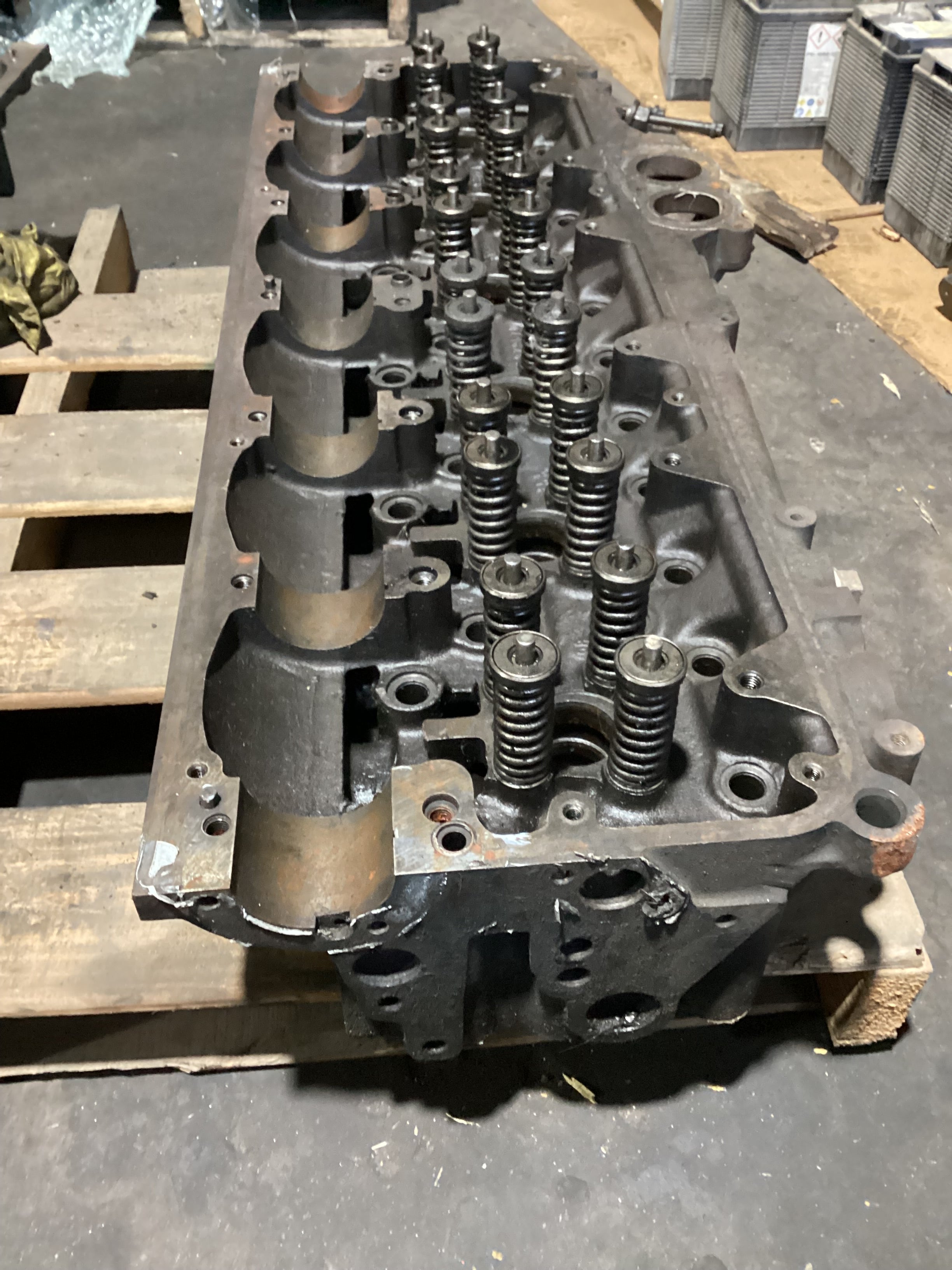 USED | ENGINE CYLINDER HEAD DETROIT 12.7 LITERS NEEDS TO BE REBUILT BEFORE INSTALL IT | SKU1,229