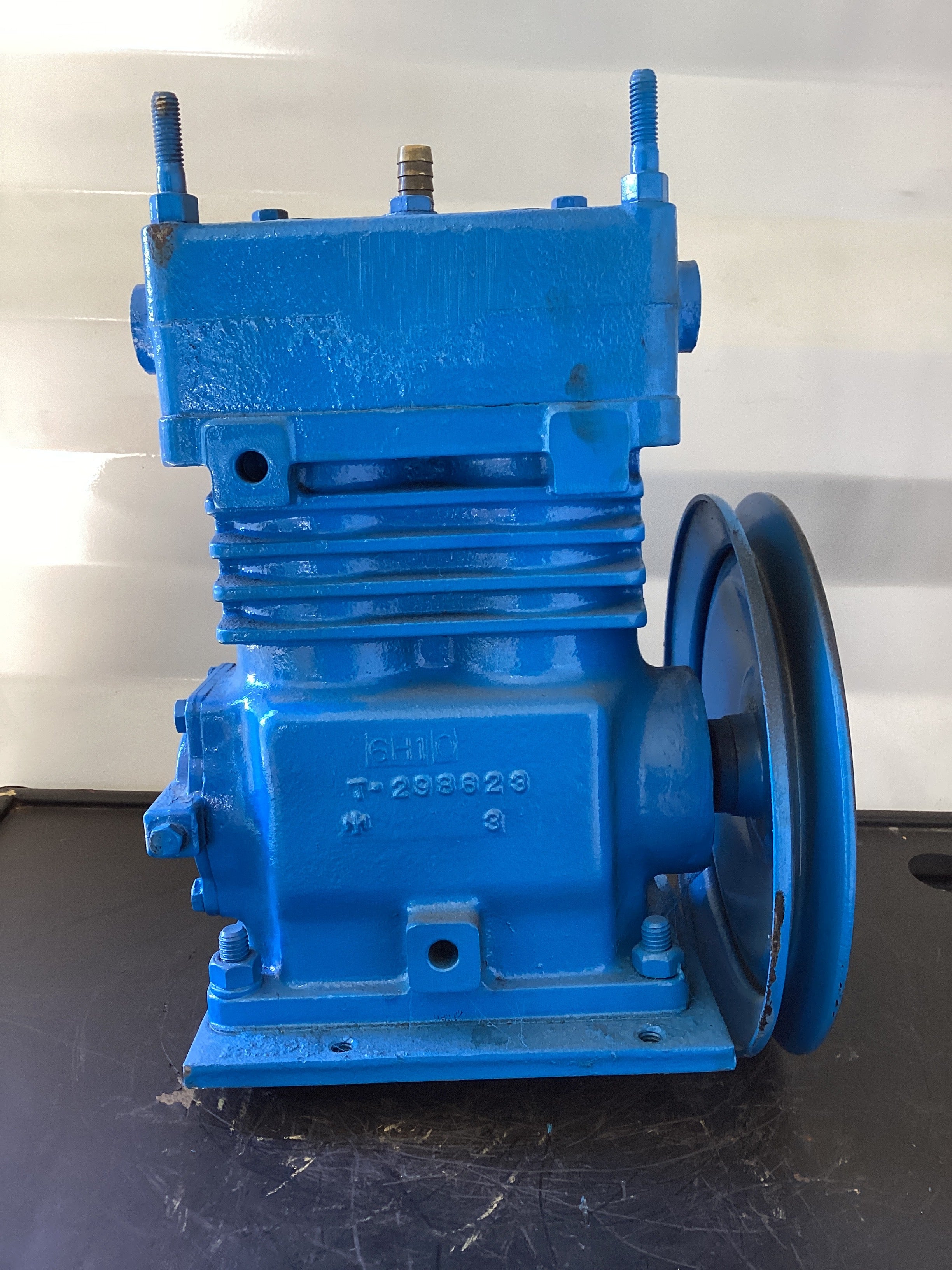 USED | AIR COMPRESSOR MAXXFORCE 7 | SKU461