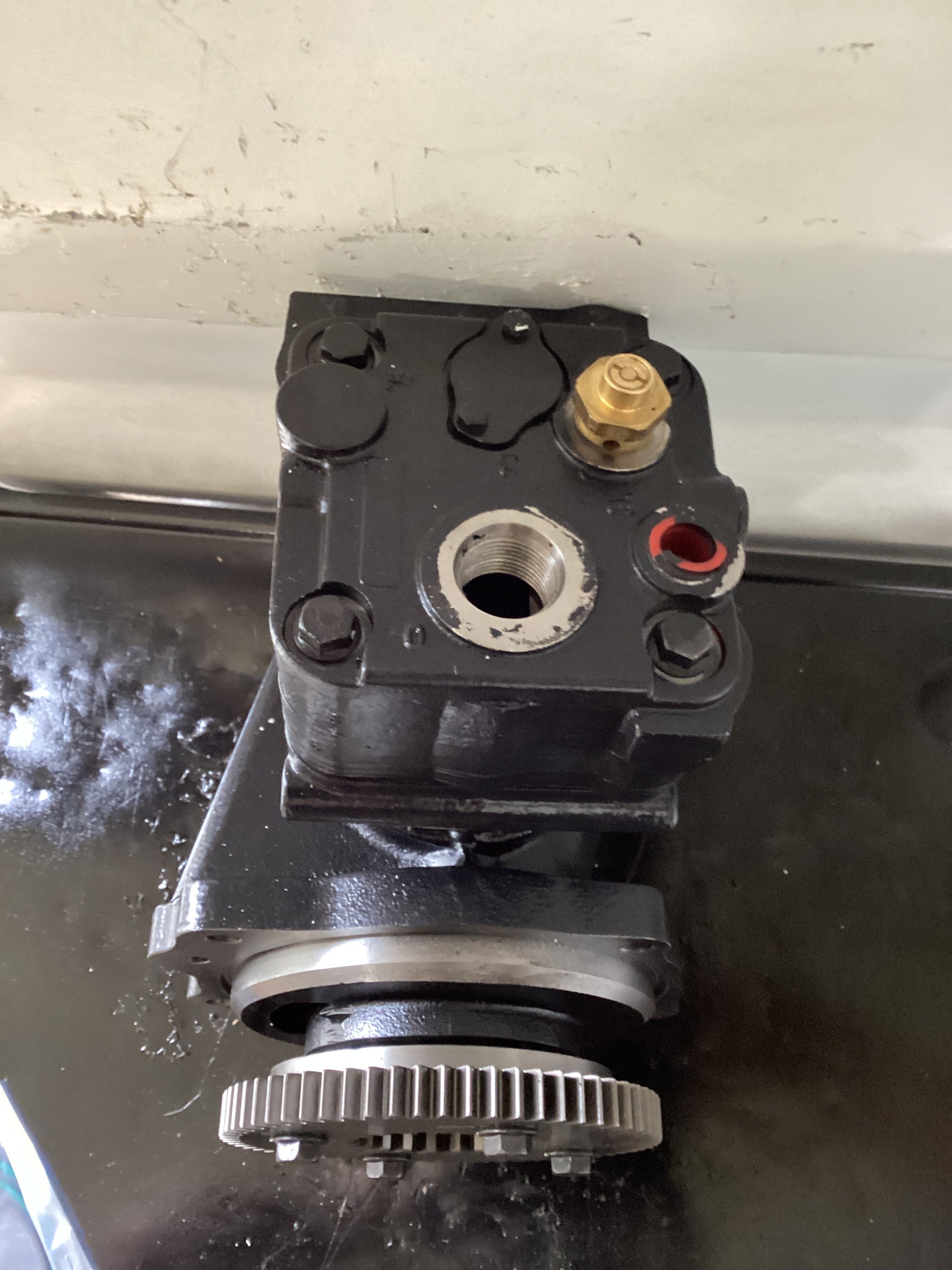 NEW | AIR COMPRESSOR 14 L DETROIT | SKU310