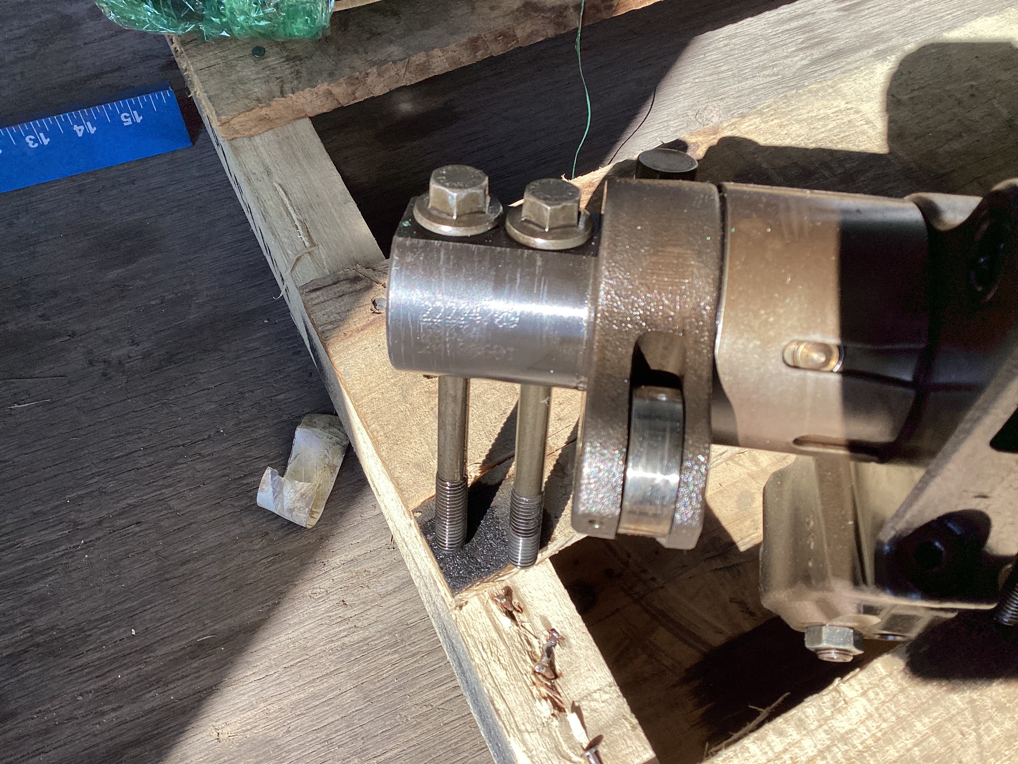 USED | ENGINE ROCKER ARM ASSEMBLY VOLVO D13 | SKU1,236