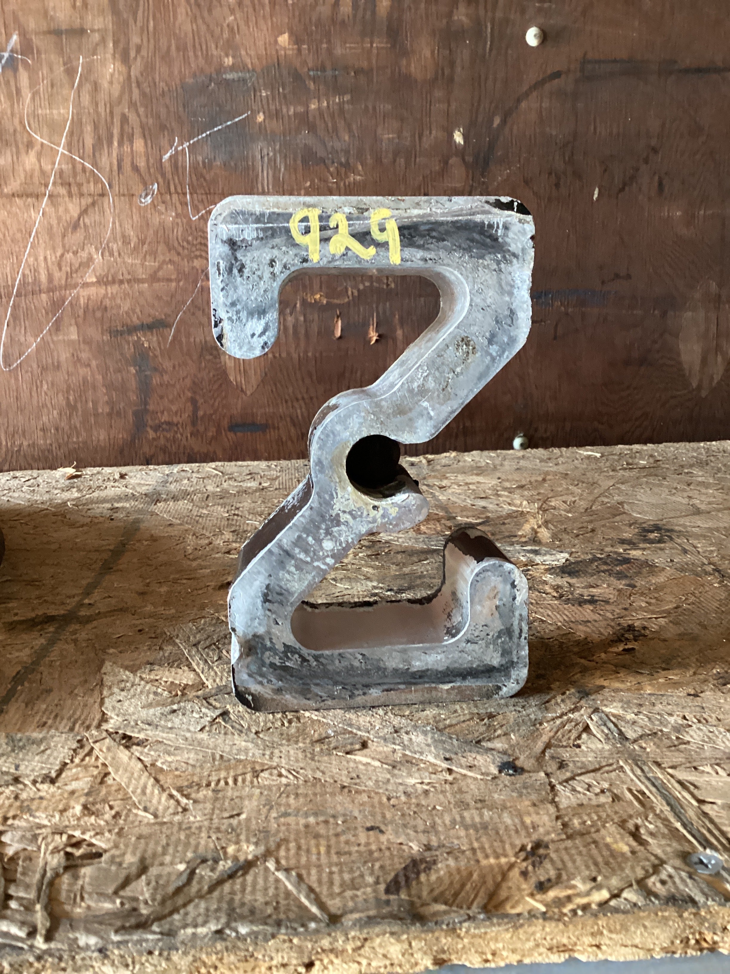 USED | FRONT LEAF SPRING SPACER | SKU929