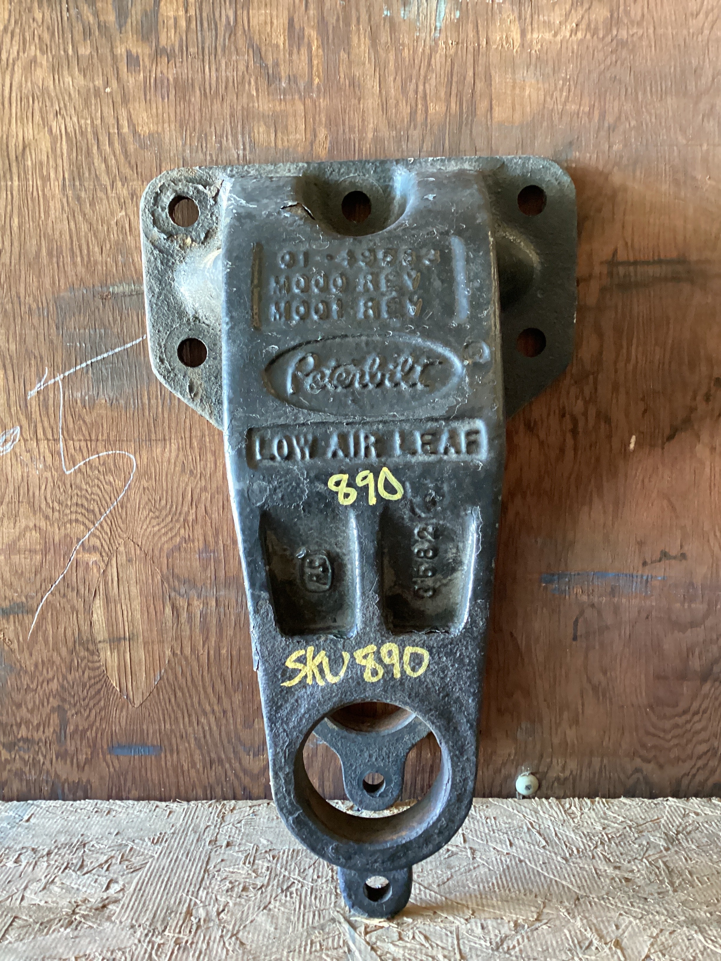 USED | REAR SUSPENSION SPRING HANGER PETERBILT | SKU890