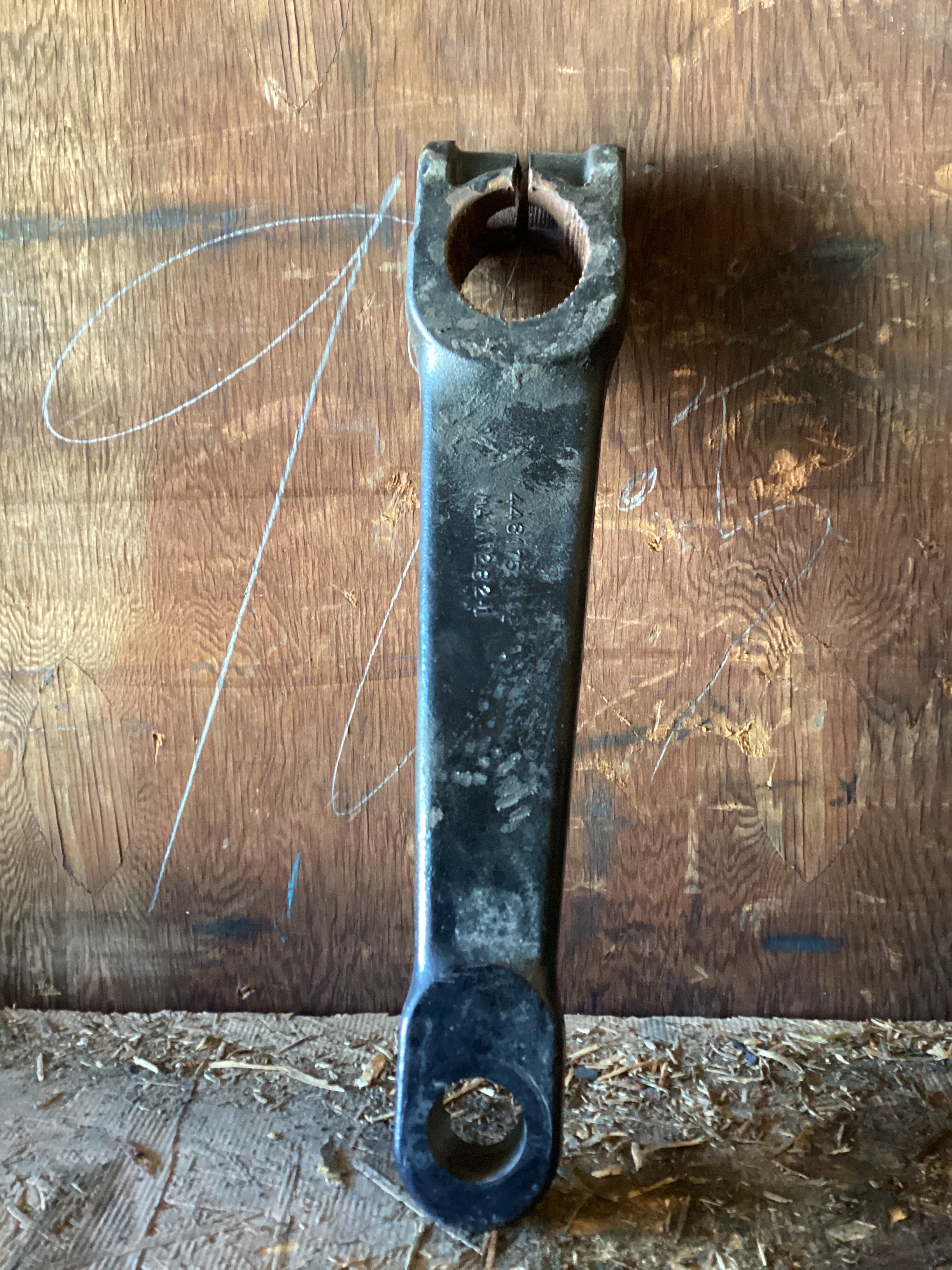 USED | POWER STEERING GEAR BOX PITMAN ARM FREIGHTLINER | SKU1,197