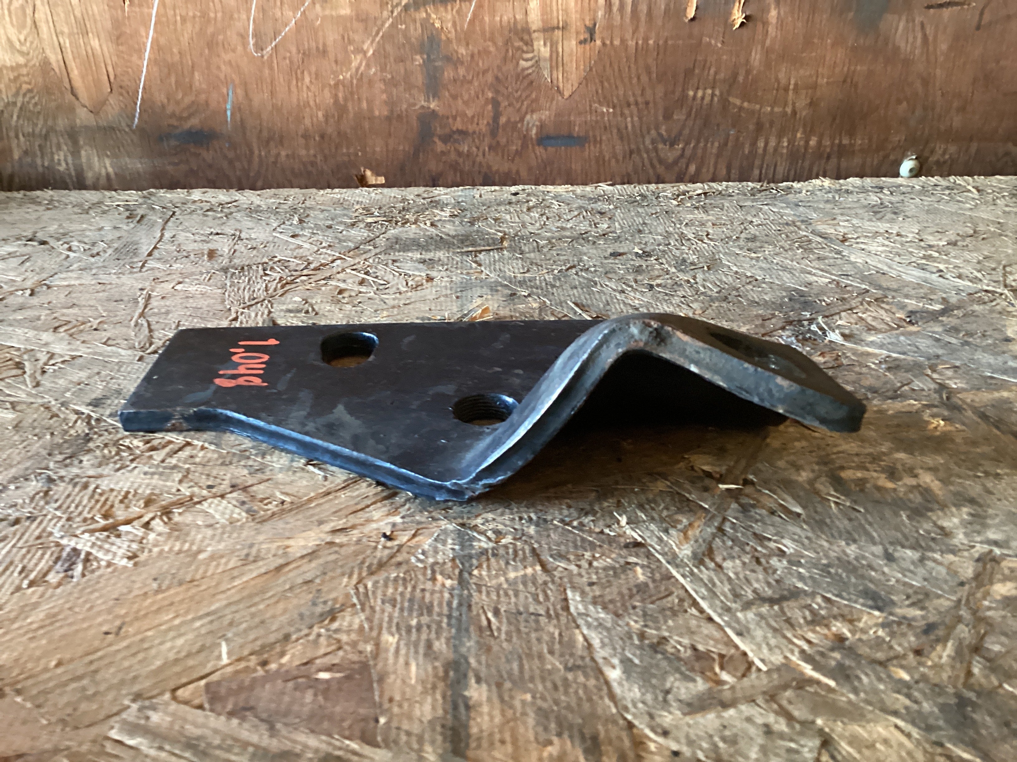 USED | FRONT SUSPENSION SHOCK ABSORBER BRACKET INTERNATIONAL | SKU1,048