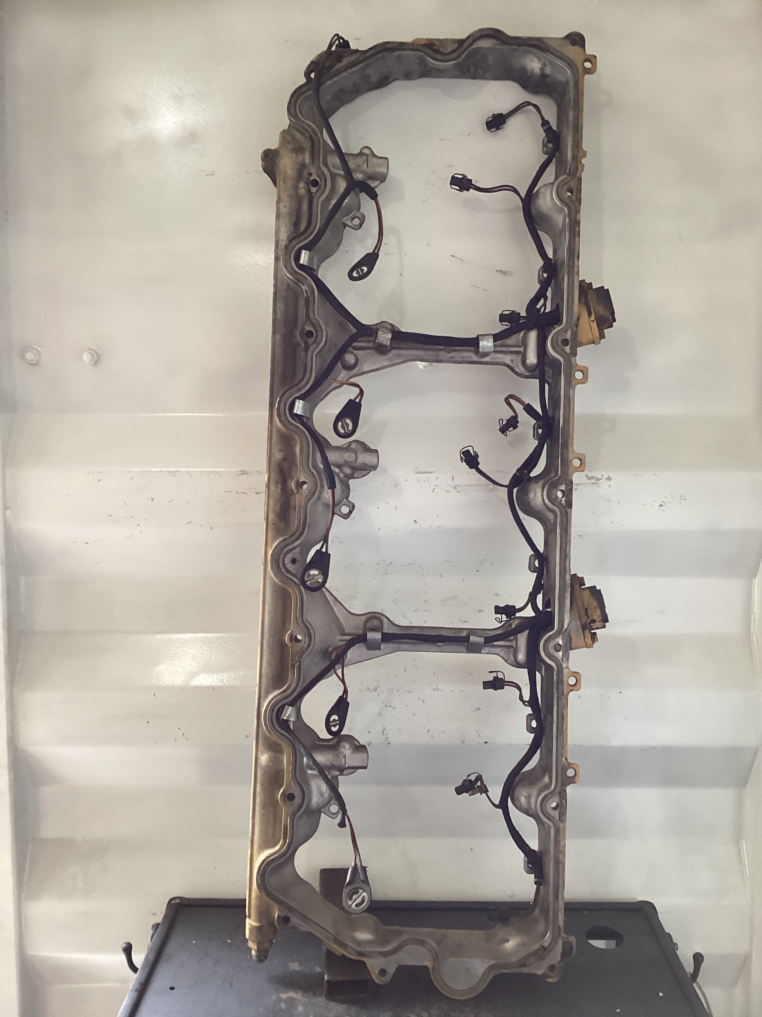 USED | ENGINE ROCKER COVER CAT C15 | SKU25