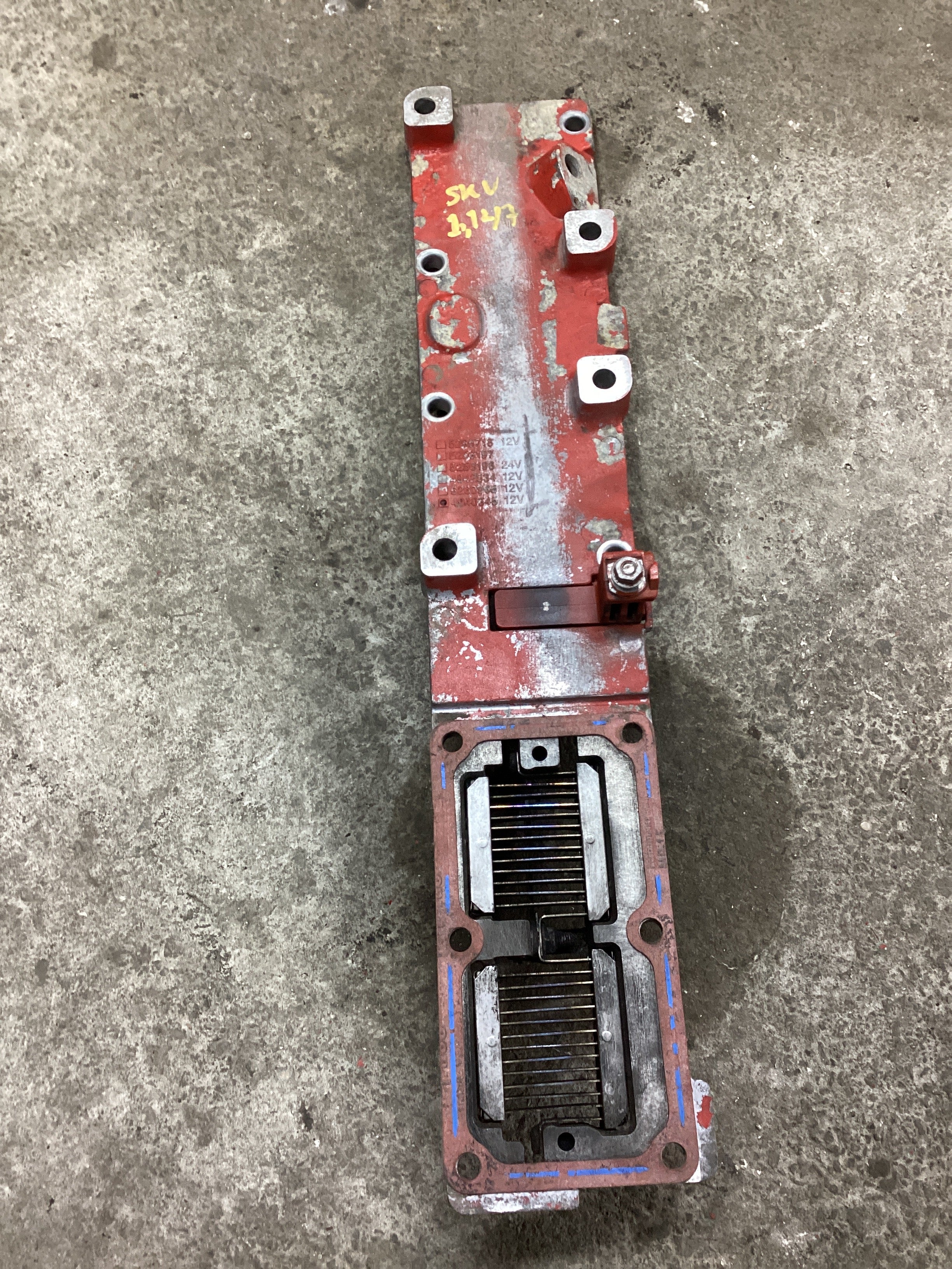 USED | ENGINE INTAKE MANIFOLD GRID HEATER CUMMINS ISB 2012 | SKU1,147