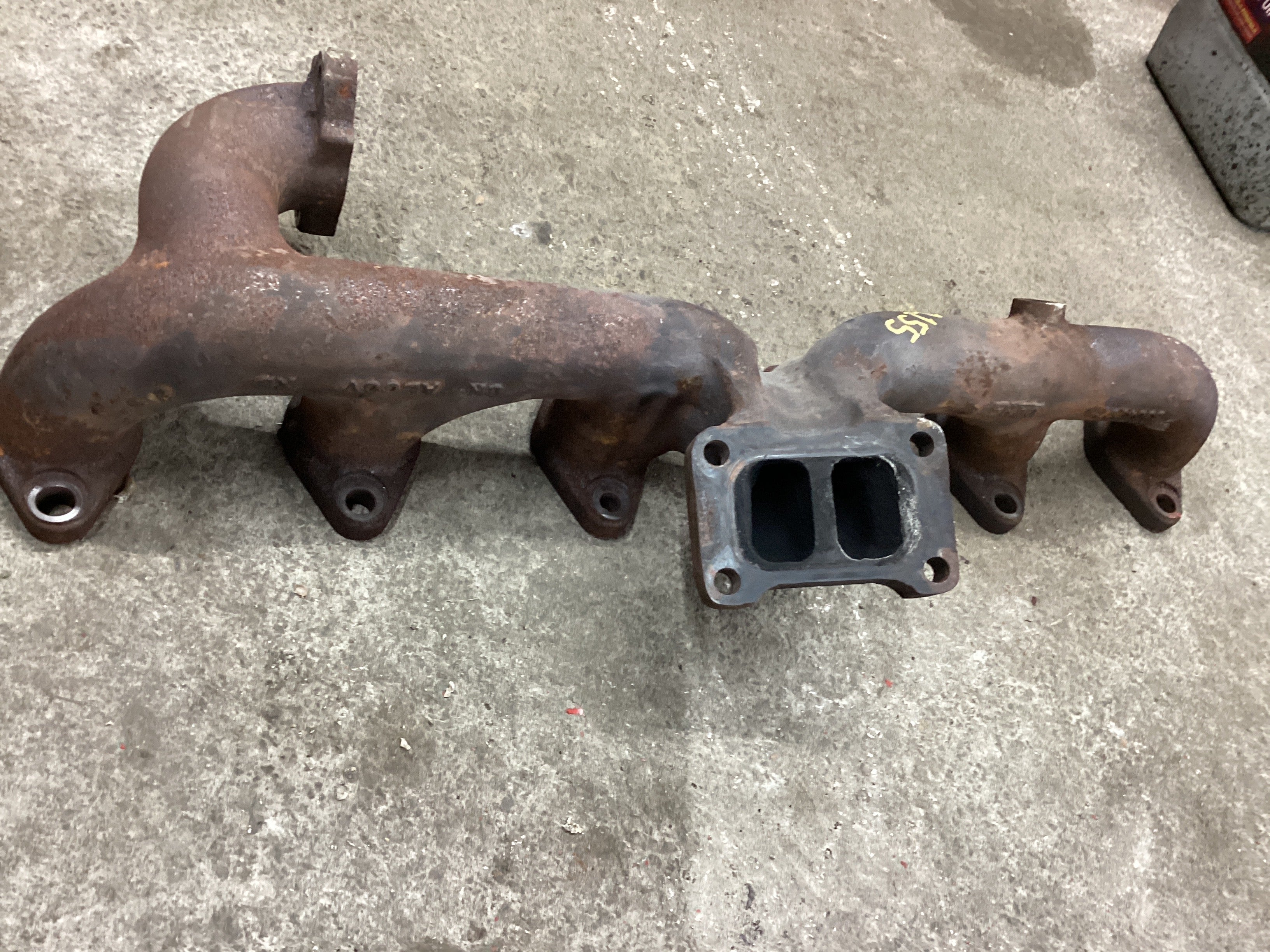 USED | ENGINE EXHAUST MANIFOLD ASSEMBLY CUMMINS ISB 2012 | SKU1,155